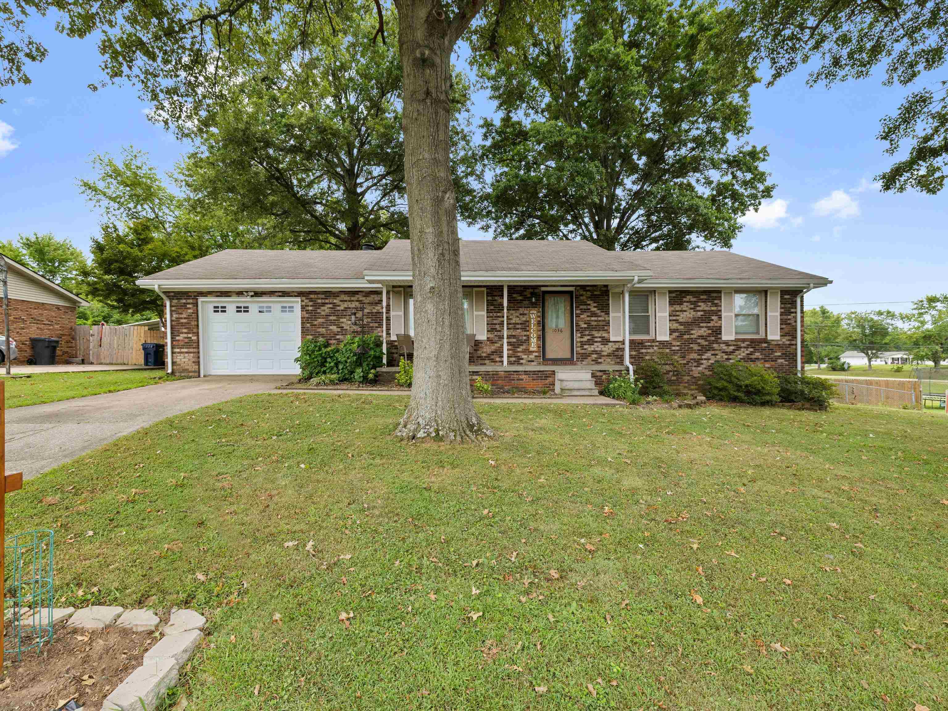 1036 Ernest Ln, Henderson, Kentucky 42420, 3 Bedrooms Bedrooms, ,1 BathroomBathrooms,Ranch,For Sale,Ernest Ln,92928