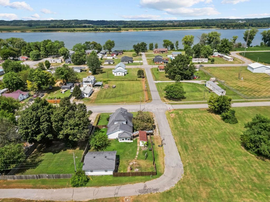 115 Pell St., Lewisport, Kentucky 42351, 4 Bedrooms Bedrooms, ,2 BathroomsBathrooms,Single Family Residence,For Sale,Pell St.,92929