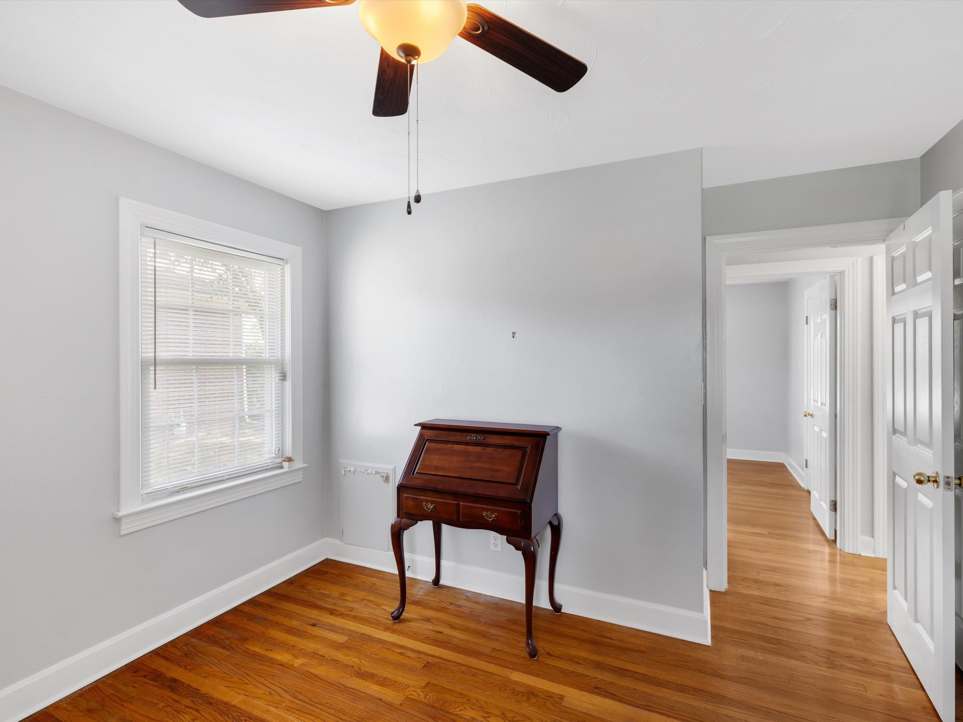 725 Canterbury Rd, Owensboro, Kentucky 42303, 2 Bedrooms Bedrooms, ,1 BathroomBathrooms,Single Family Residence,For Sale,Canterbury Rd,92930