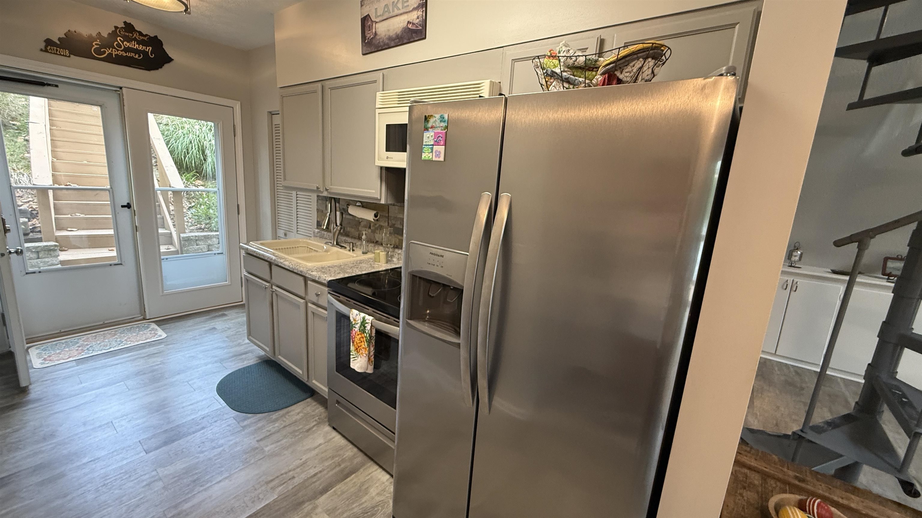 294 Lazy Day Ln, McDaniels, Kentucky 40152, 2 Bedrooms Bedrooms, ,1 BathroomBathrooms,Single Family Residence,For Sale,Lazy Day Ln,92932