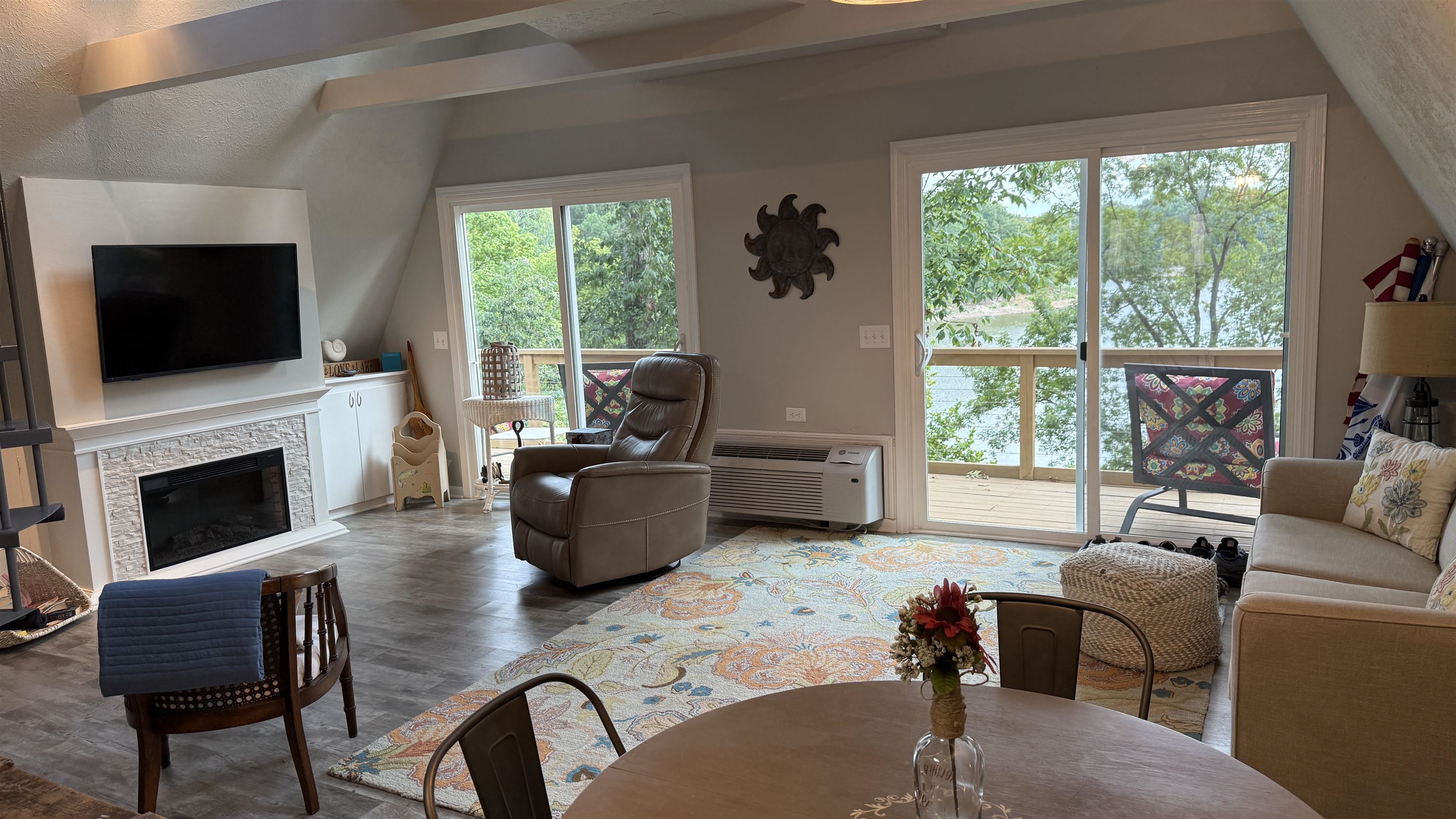 294 Lazy Day Ln, McDaniels, Kentucky 40152, 2 Bedrooms Bedrooms, ,1 BathroomBathrooms,Single Family Residence,For Sale,Lazy Day Ln,92932