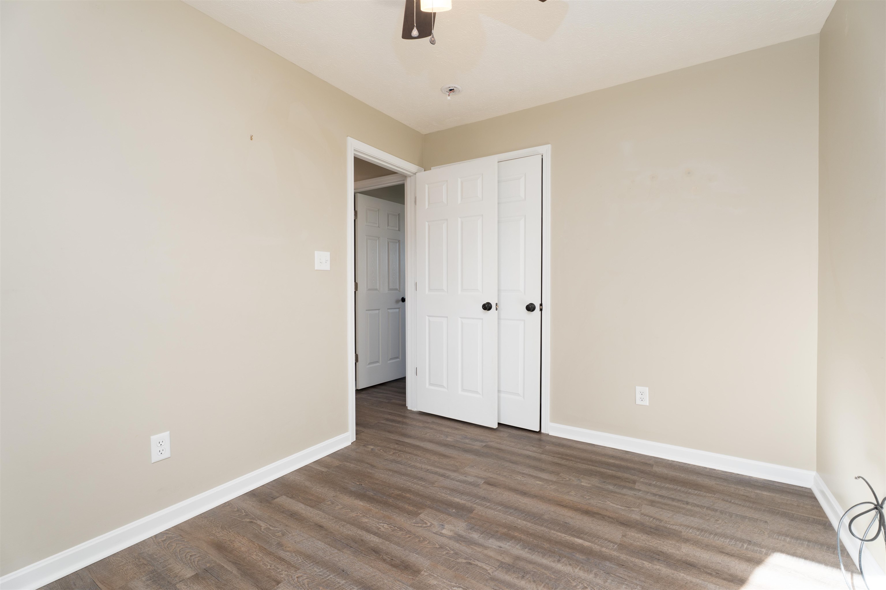 714 Glenn Ct., Owensboro, Kentucky 42303, 2 Bedrooms Bedrooms, ,1 BathroomBathrooms,Single Family Residence,For Sale,Glenn Ct.,92933