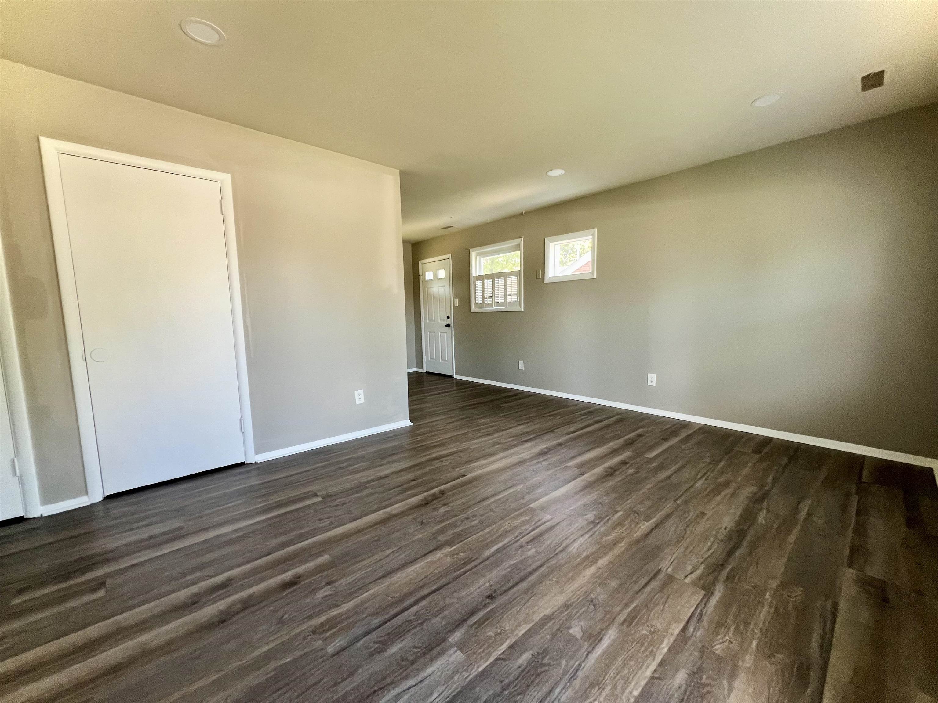 224 Longfellow, Owensboro, Kentucky 42303, 3 Bedrooms Bedrooms, ,1 BathroomBathrooms,Single Family Residence,For Sale,Longfellow,92936