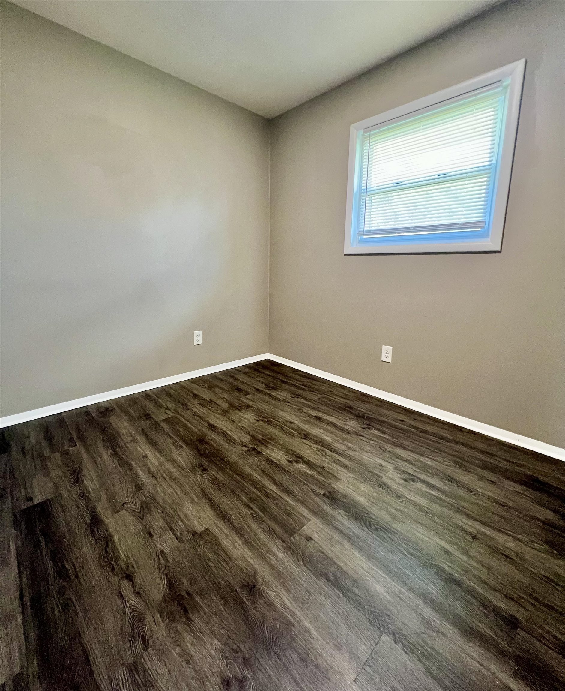 224 Longfellow, Owensboro, Kentucky 42303, 3 Bedrooms Bedrooms, ,1 BathroomBathrooms,Single Family Residence,For Sale,Longfellow,92936