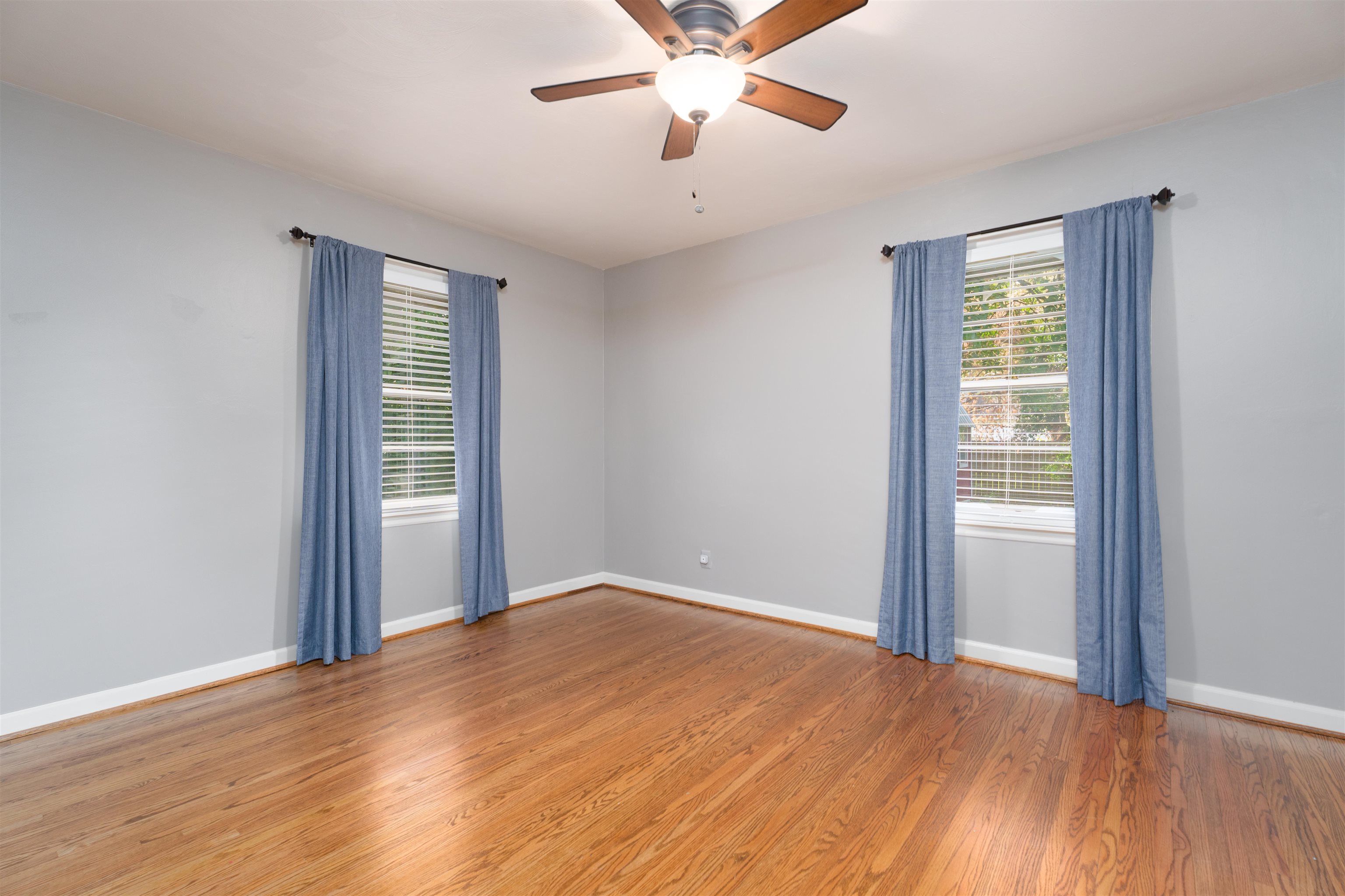 2219 Griffith Avenue, Owensboro, Kentucky 42301, 4 Bedrooms Bedrooms, ,2 BathroomsBathrooms,Single Family Residence,For Sale,Griffith Avenue,92948
