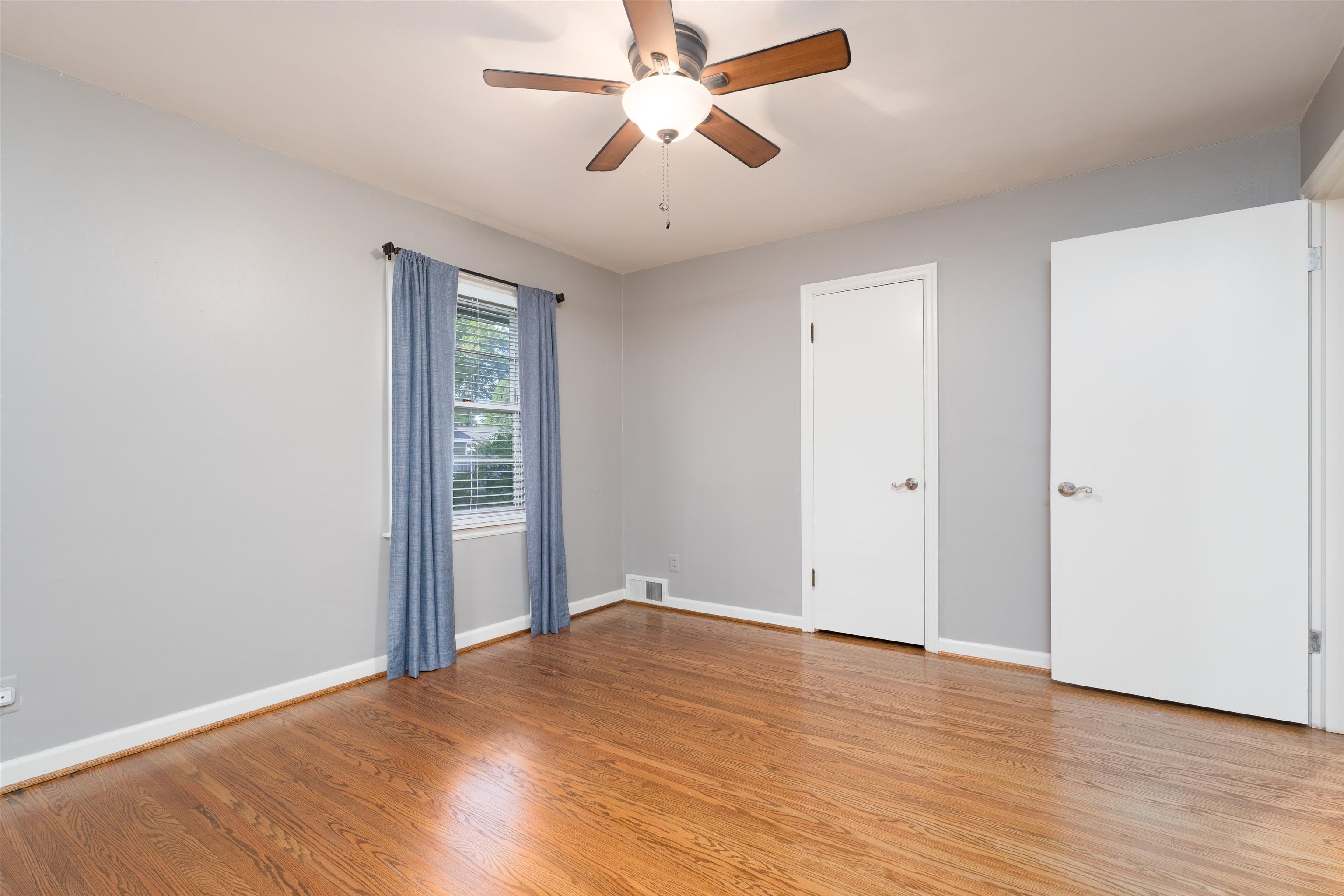 2219 Griffith Avenue, Owensboro, Kentucky 42301, 4 Bedrooms Bedrooms, ,2 BathroomsBathrooms,Single Family Residence,For Sale,Griffith Avenue,92948
