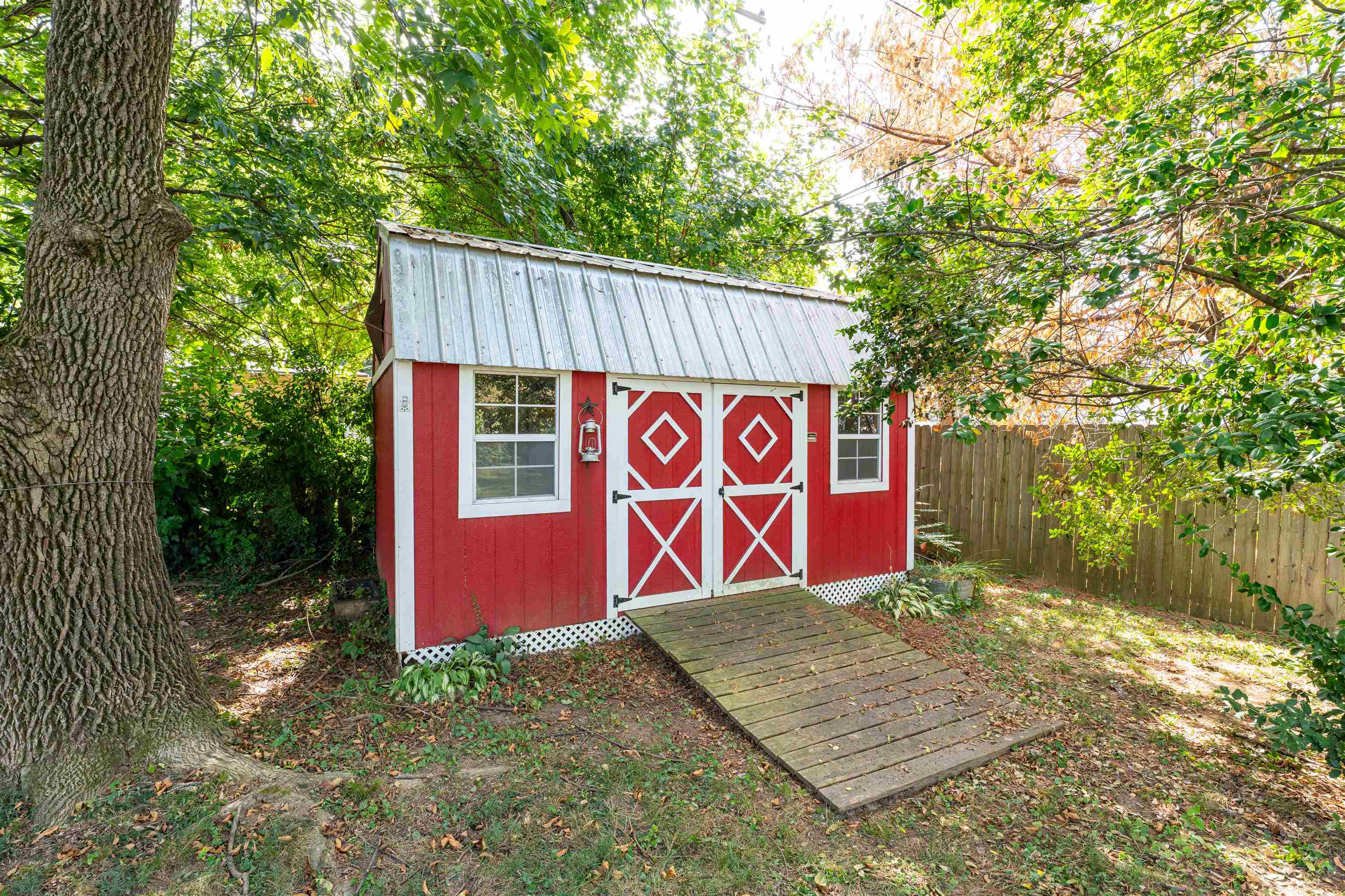 2219 Griffith Avenue, Owensboro, Kentucky 42301, 4 Bedrooms Bedrooms, ,2 BathroomsBathrooms,Single Family Residence,For Sale,Griffith Avenue,92948