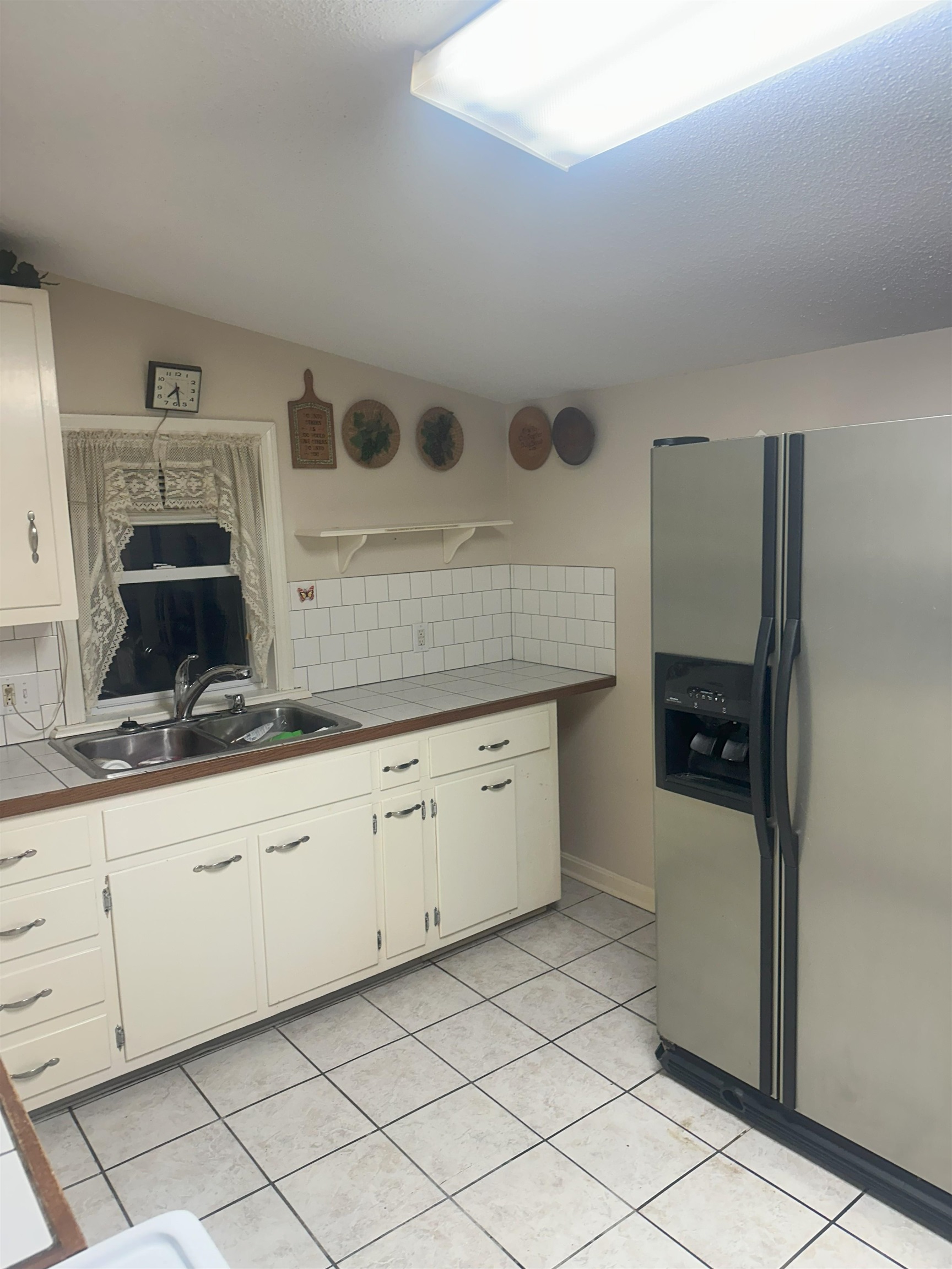 1536 20th St, Owensboro, Kentucky 42303, 2 Bedrooms Bedrooms, ,1 BathroomBathrooms,Single Family Residence,For Sale,20th St,92956