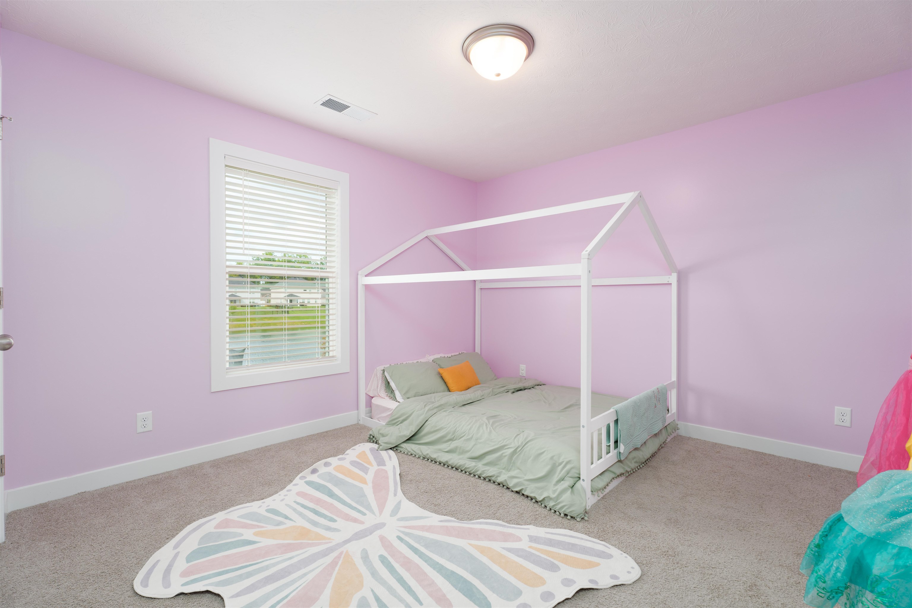 1045 Quartz Drive, Owensboro, Kentucky 42301, 4 Bedrooms Bedrooms, ,2 BathroomsBathrooms,Single Family Residence,For Sale,Quartz Drive,92957