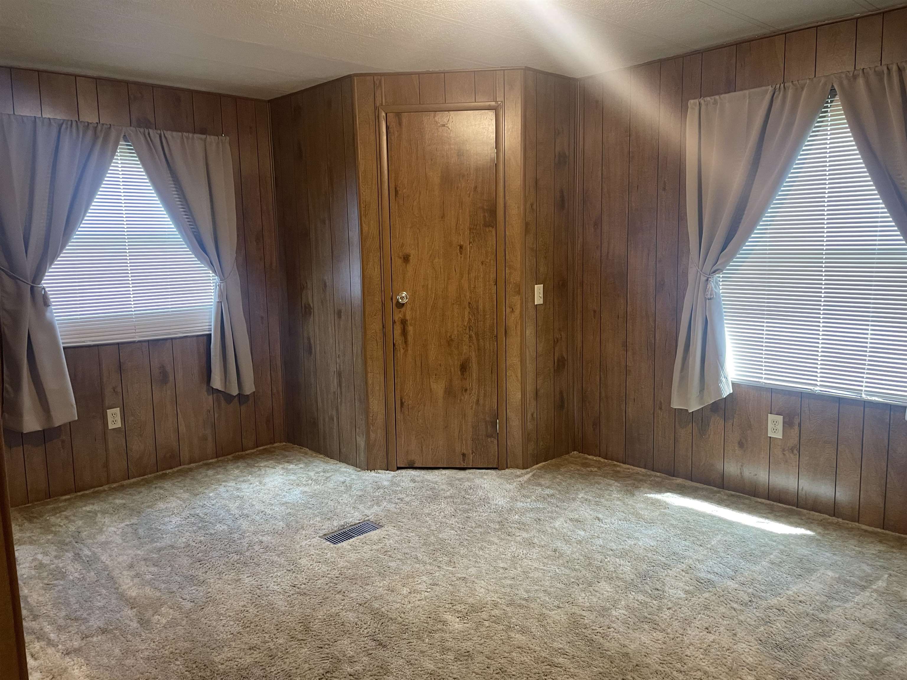 150 Homer Young Street, Lewisport, Kentucky 42351, 3 Bedrooms Bedrooms, ,2 BathroomsBathrooms,Manufactured Home,For Sale,Homer Young Street,92958