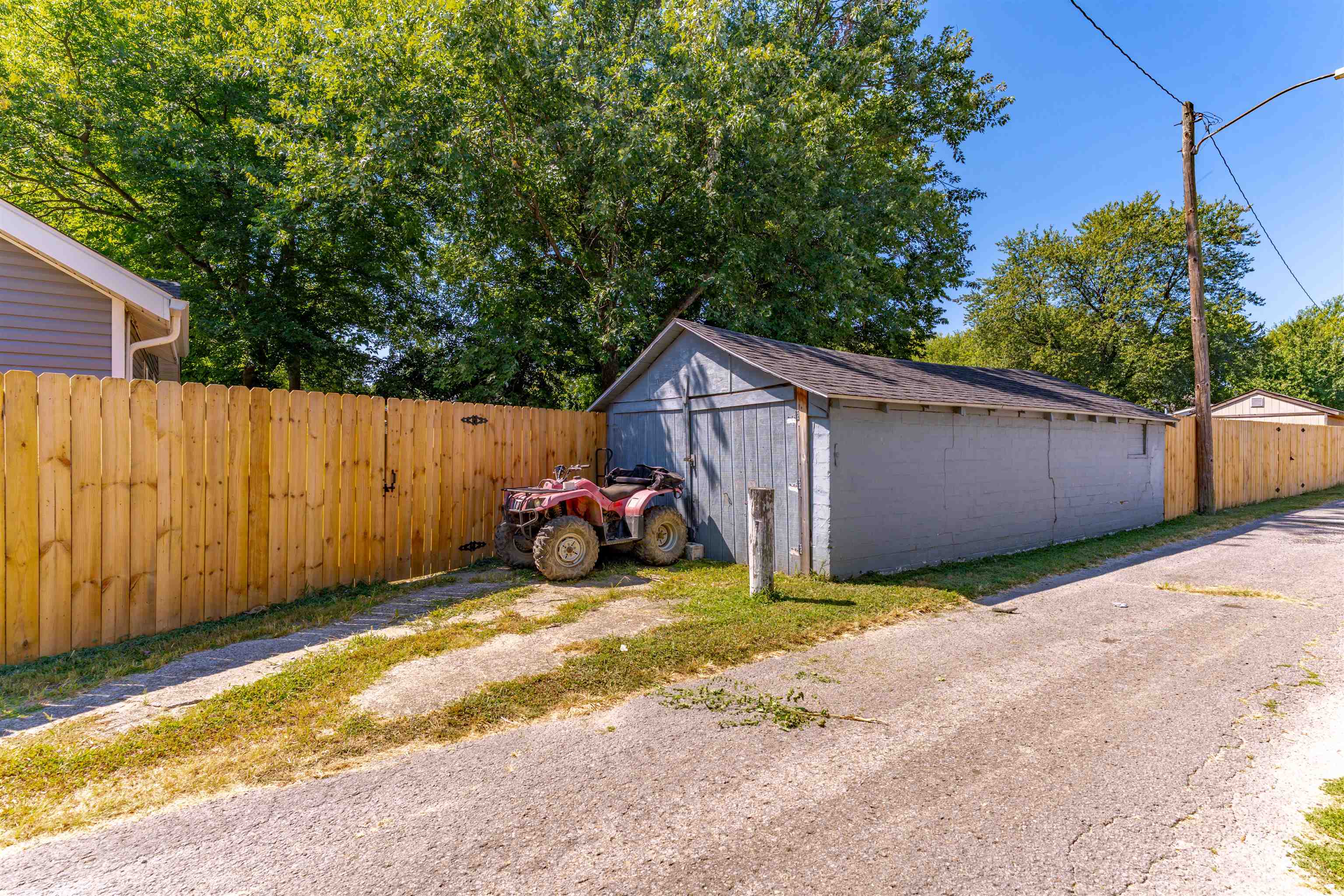 504 Alpha Street, Owensboro, Kentucky 42301, 3 Bedrooms Bedrooms, ,1 BathroomBathrooms,Single Family Residence,For Sale,Alpha Street,92959