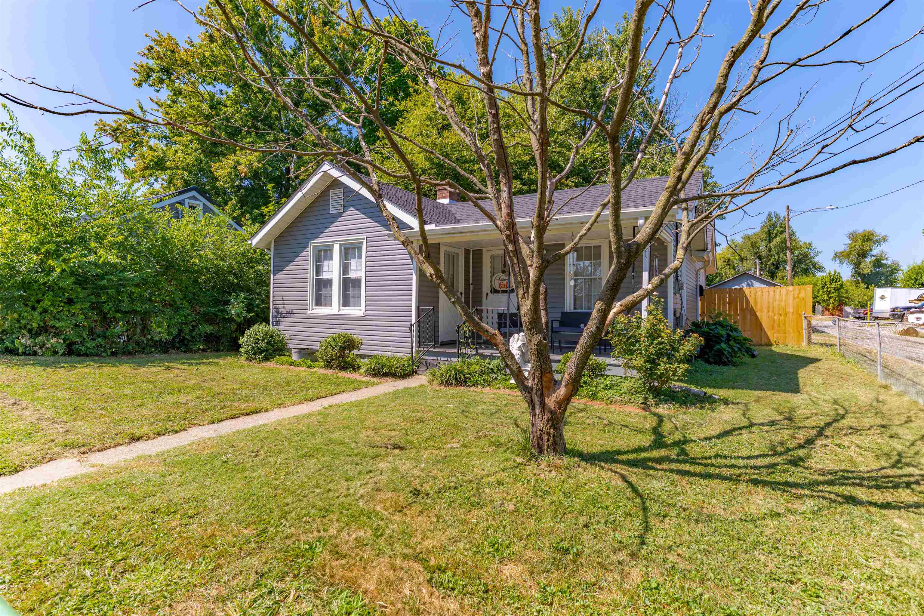 504 Alpha Street, Owensboro, Kentucky 42301, 3 Bedrooms Bedrooms, ,1 BathroomBathrooms,Single Family Residence,For Sale,Alpha Street,92959