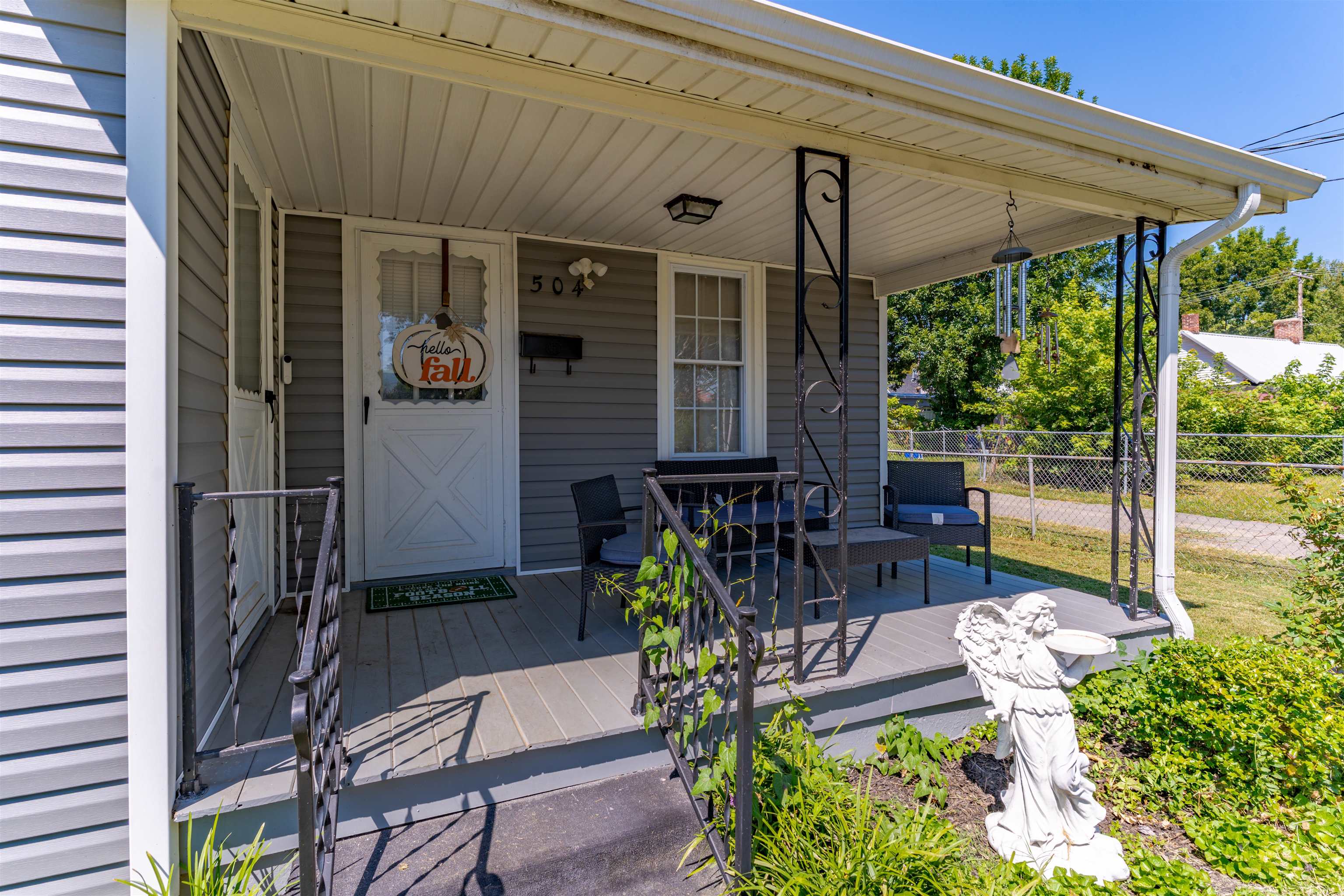 504 Alpha Street, Owensboro, Kentucky 42301, 3 Bedrooms Bedrooms, ,1 BathroomBathrooms,Single Family Residence,For Sale,Alpha Street,92959