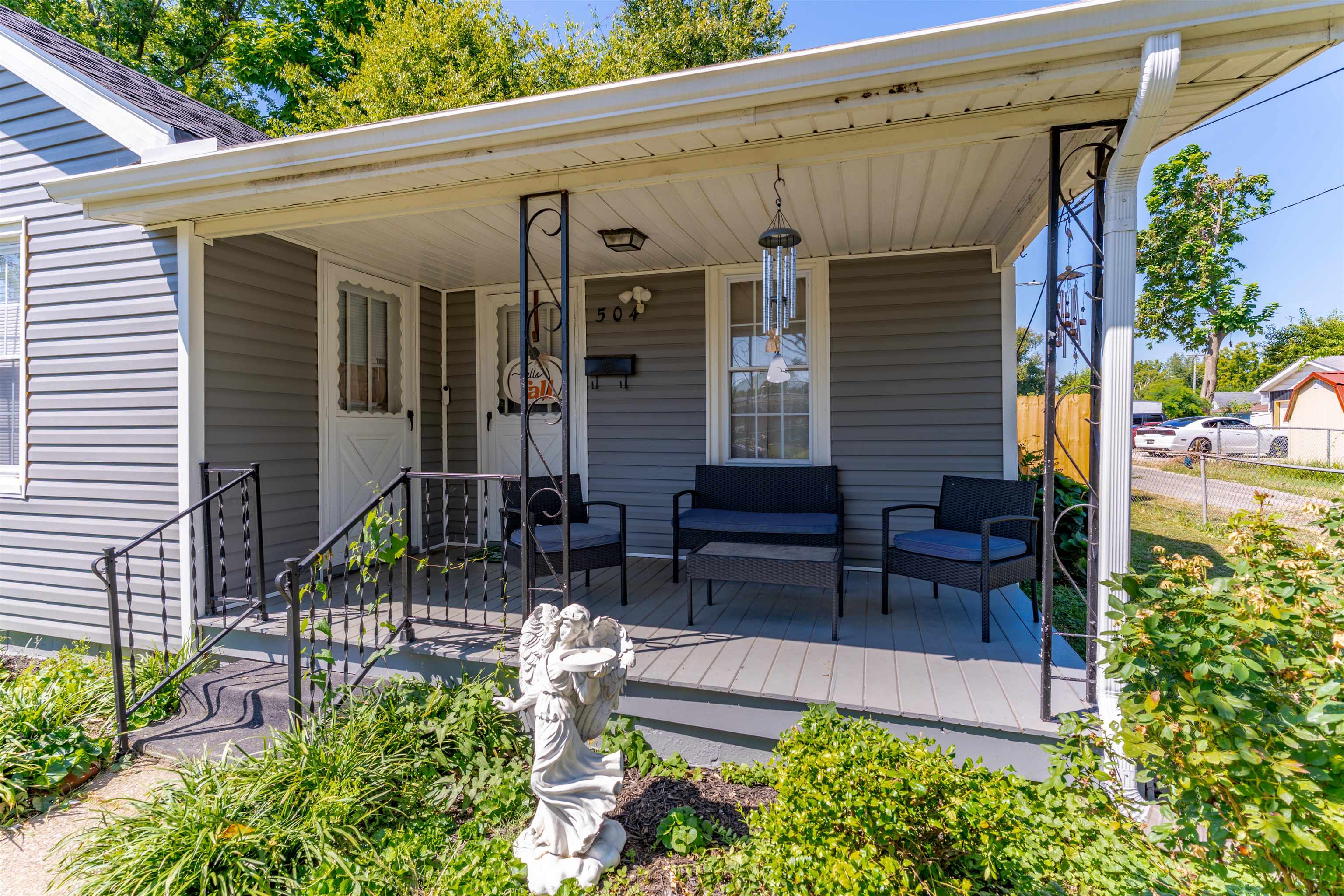504 Alpha Street, Owensboro, Kentucky 42301, 3 Bedrooms Bedrooms, ,1 BathroomBathrooms,Single Family Residence,For Sale,Alpha Street,92959