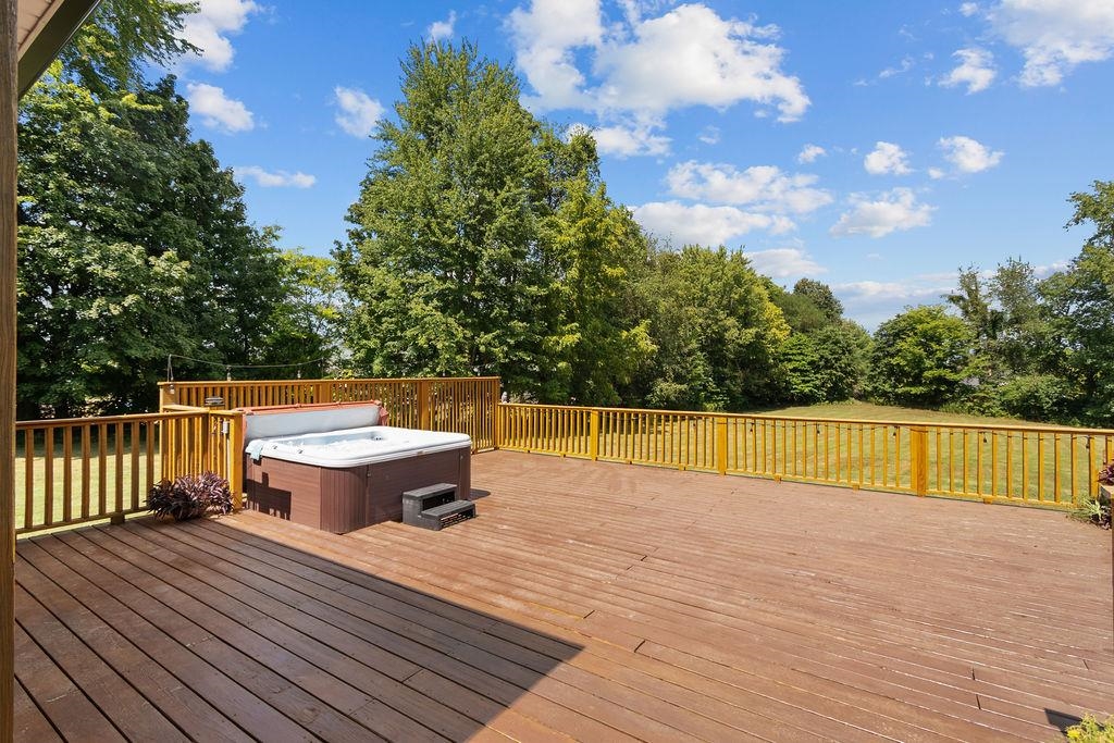 2909 Pleasant Heights Lane, Owensboro, Kentucky 42303, 4 Bedrooms Bedrooms, ,2 BathroomsBathrooms,Single Family Residence,For Sale,Pleasant Heights Lane,92962
