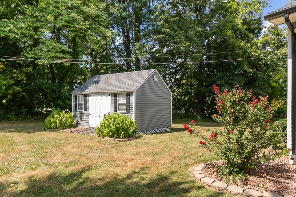 2909 Pleasant Heights Lane, Owensboro, Kentucky 42303, 4 Bedrooms Bedrooms, ,2 BathroomsBathrooms,Single Family Residence,For Sale,Pleasant Heights Lane,92962