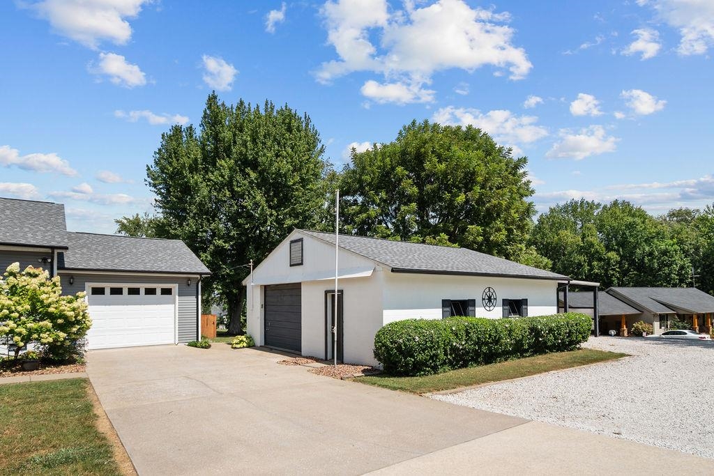 2909 Pleasant Heights Lane, Owensboro, Kentucky 42303, 4 Bedrooms Bedrooms, ,2 BathroomsBathrooms,Single Family Residence,For Sale,Pleasant Heights Lane,92962