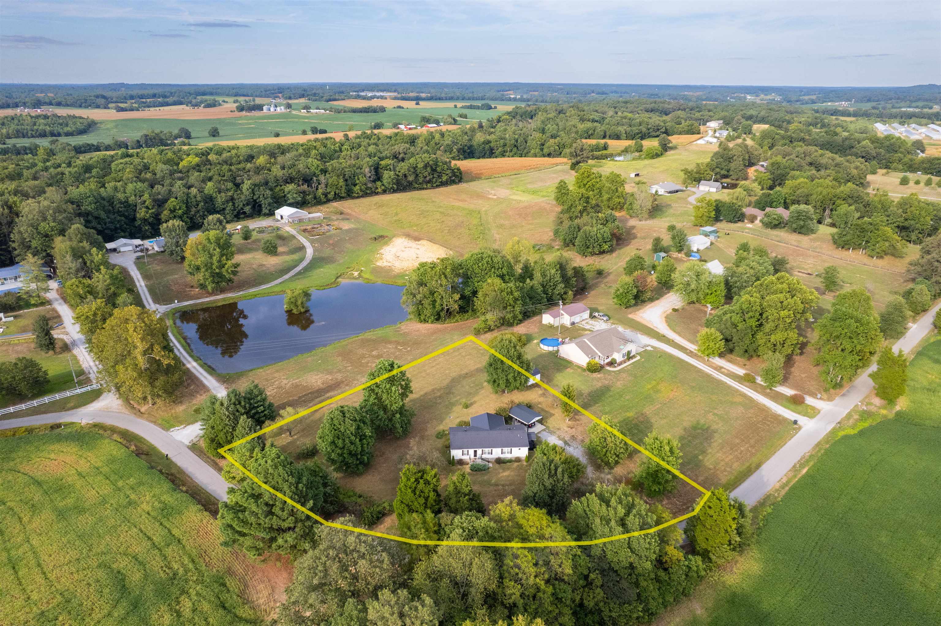 900 Nuckols Old Buck Creek Church Rd, Calhoun, Kentucky 42327, 3 Bedrooms Bedrooms, ,2 BathroomsBathrooms,Single Family Residence,For Sale,Nuckols Old Buck Creek Church Rd,92965