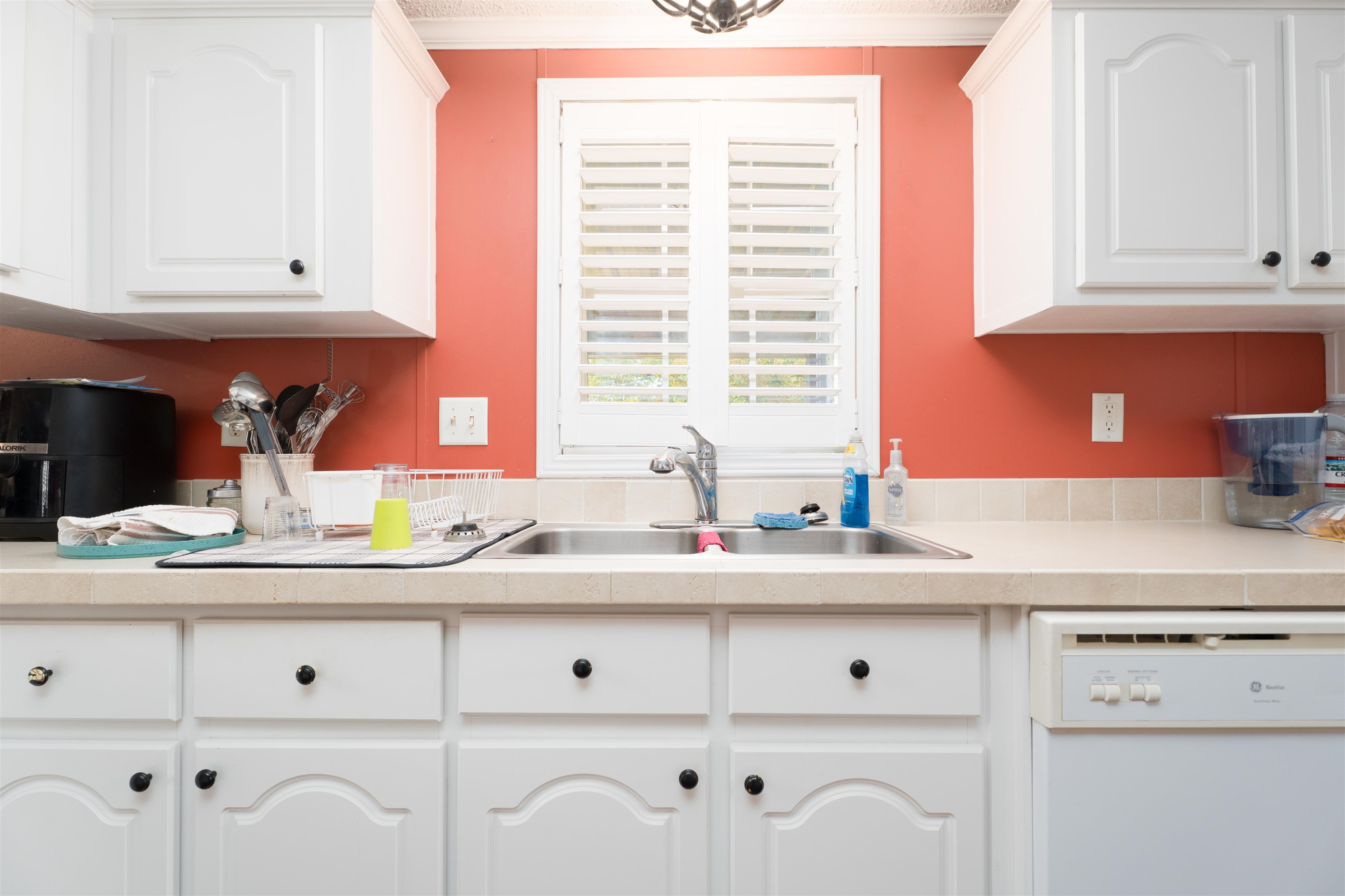 900 Nuckols Old Buck Creek Church Rd, Calhoun, Kentucky 42327, 3 Bedrooms Bedrooms, ,2 BathroomsBathrooms,Single Family Residence,For Sale,Nuckols Old Buck Creek Church Rd,92965