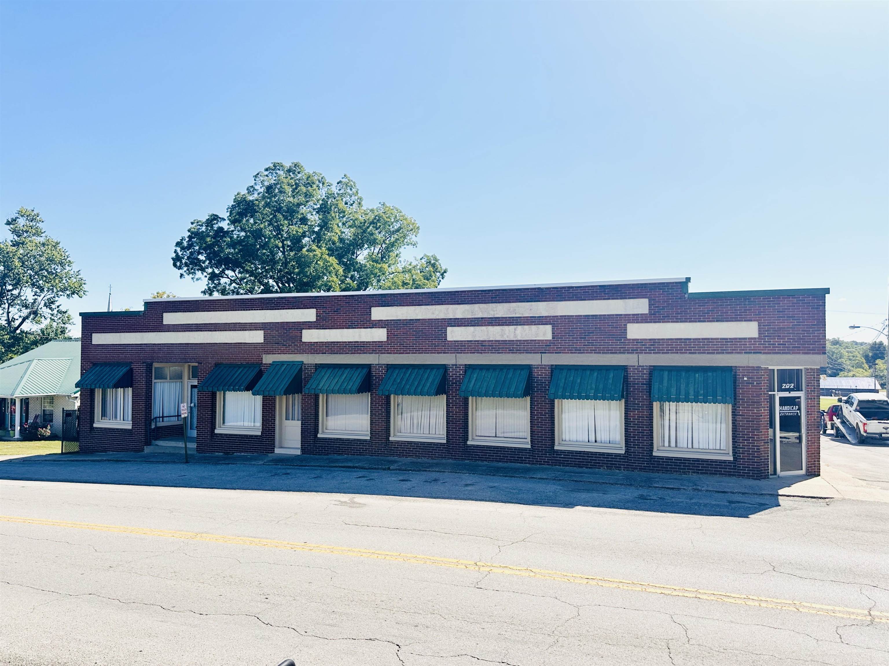 202 Main St., Caneyville, Kentucky 42721, ,Business,For Sale,Main St.,92966