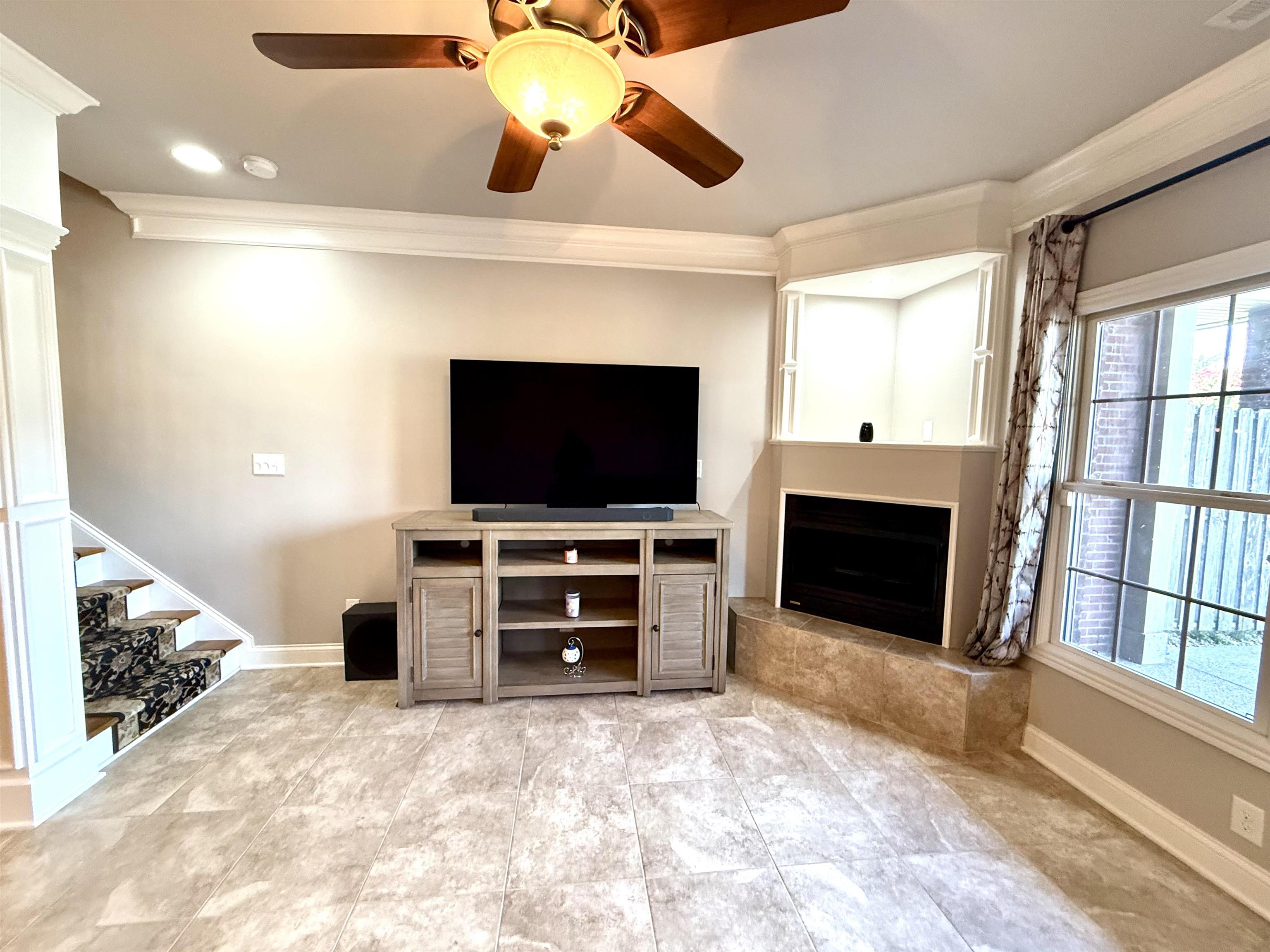 1618 Lock Ave, Owensboro, Kentucky 42301, 3 Bedrooms Bedrooms, ,2 BathroomsBathrooms,Townhouse,For Sale,Lock Ave,92968