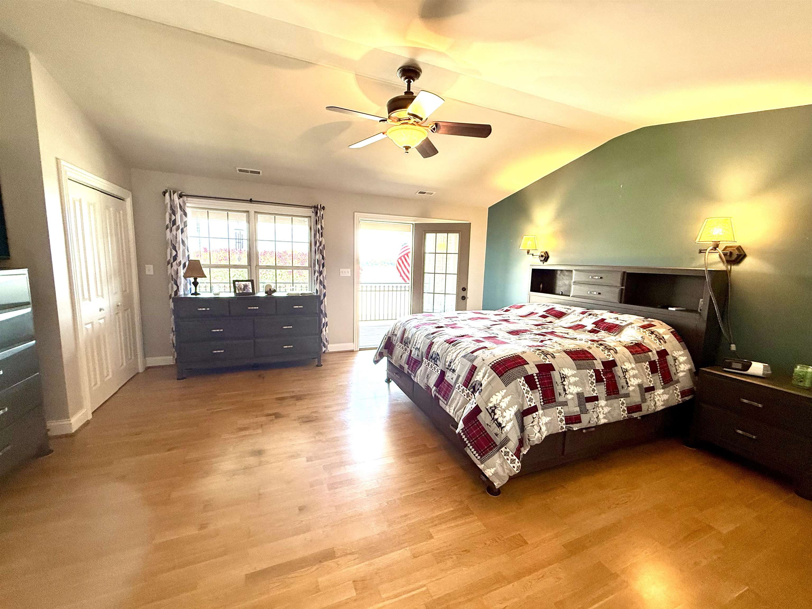 1618 Lock Ave, Owensboro, Kentucky 42301, 3 Bedrooms Bedrooms, ,2 BathroomsBathrooms,Townhouse,For Sale,Lock Ave,92968