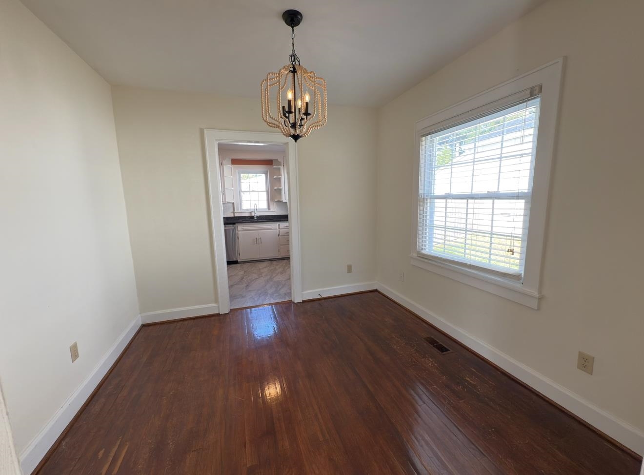 1740 S. Griffith Ave., Owensboro, Kentucky 42301, 3 Bedrooms Bedrooms, ,2 BathroomsBathrooms,Single Family Residence,For Sale,S. Griffith Ave.,92969