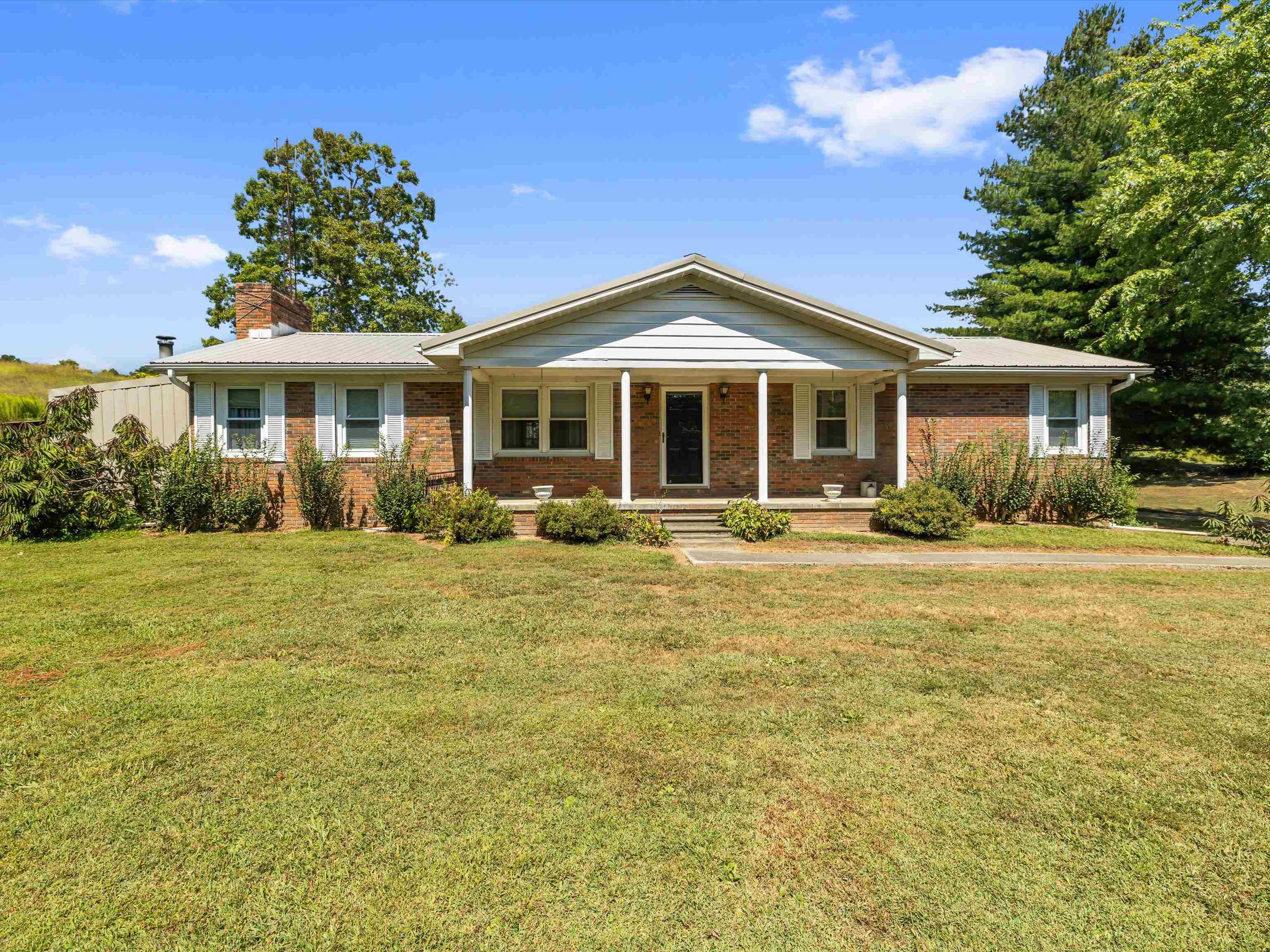 11305 State Route 2181, Hawesville, Kentucky 42348, 3 Bedrooms Bedrooms, ,2 BathroomsBathrooms,Single Family Residence,For Sale,State Route 2181,92970