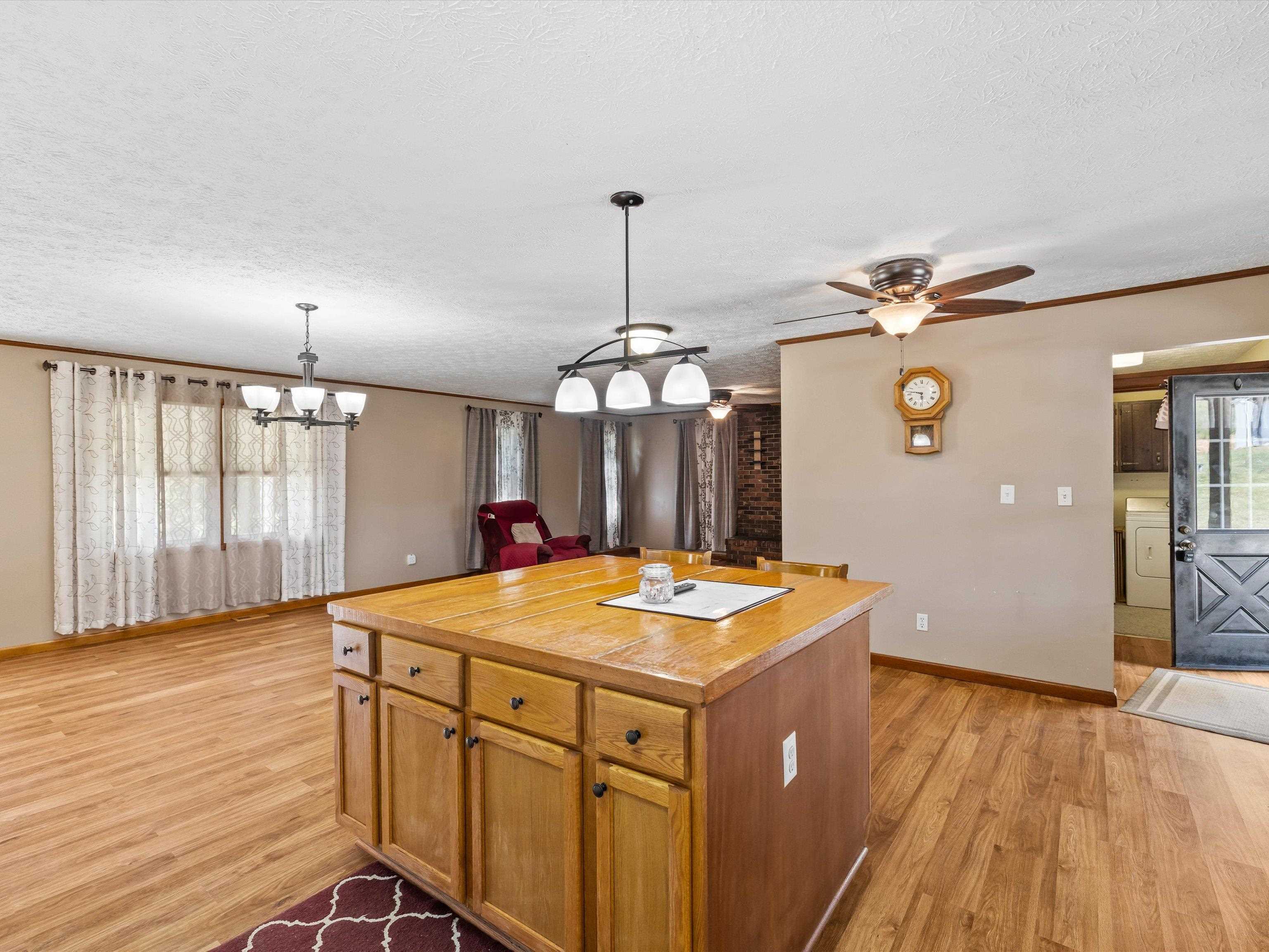 11305 State Route 2181, Hawesville, Kentucky 42348, 3 Bedrooms Bedrooms, ,2 BathroomsBathrooms,Single Family Residence,For Sale,State Route 2181,92970