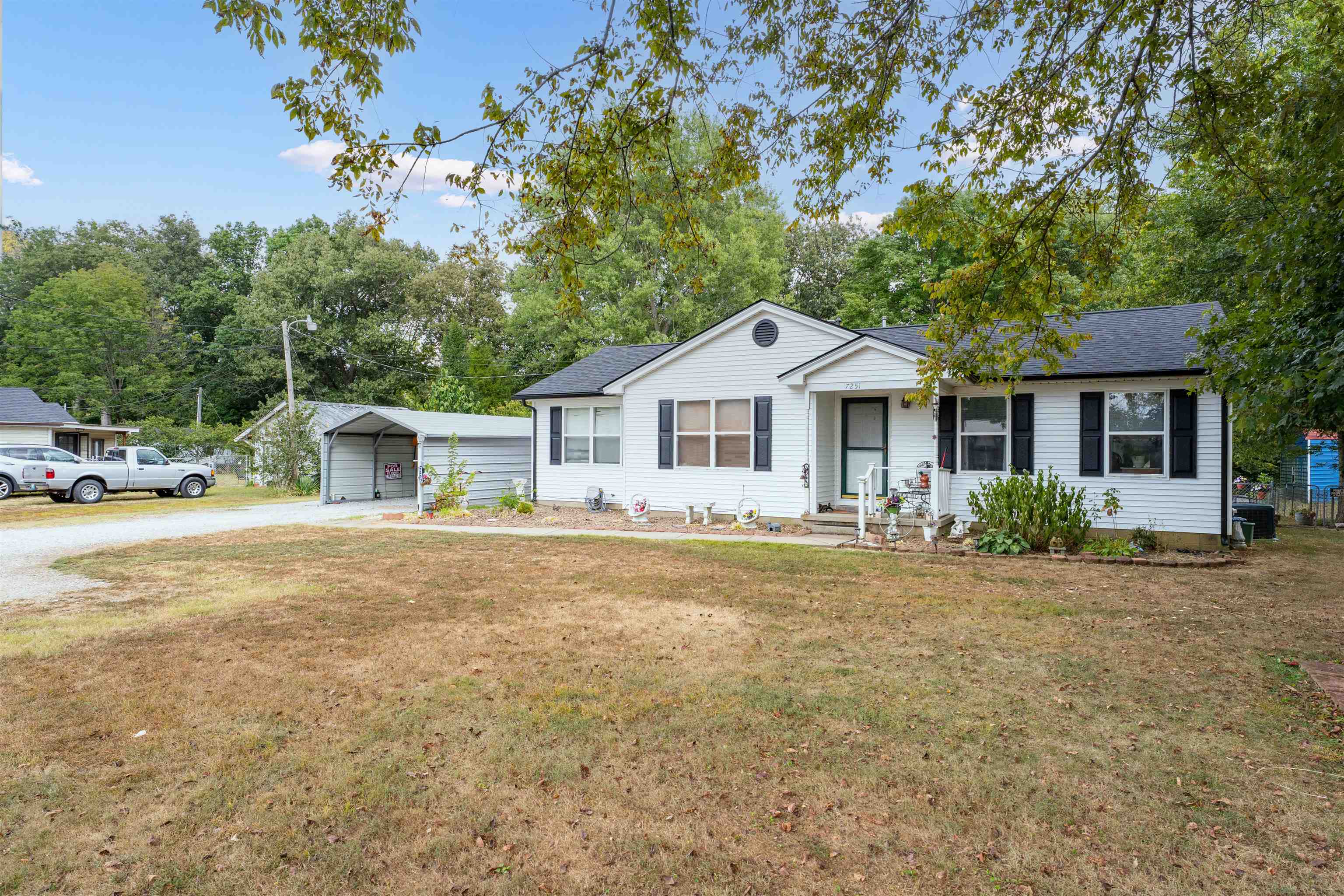 7251 Highway 81, Owensboro, Kentucky 42301, 3 Bedrooms Bedrooms, ,2 BathroomsBathrooms,Single Family Residence,For Sale,Highway 81,92972
