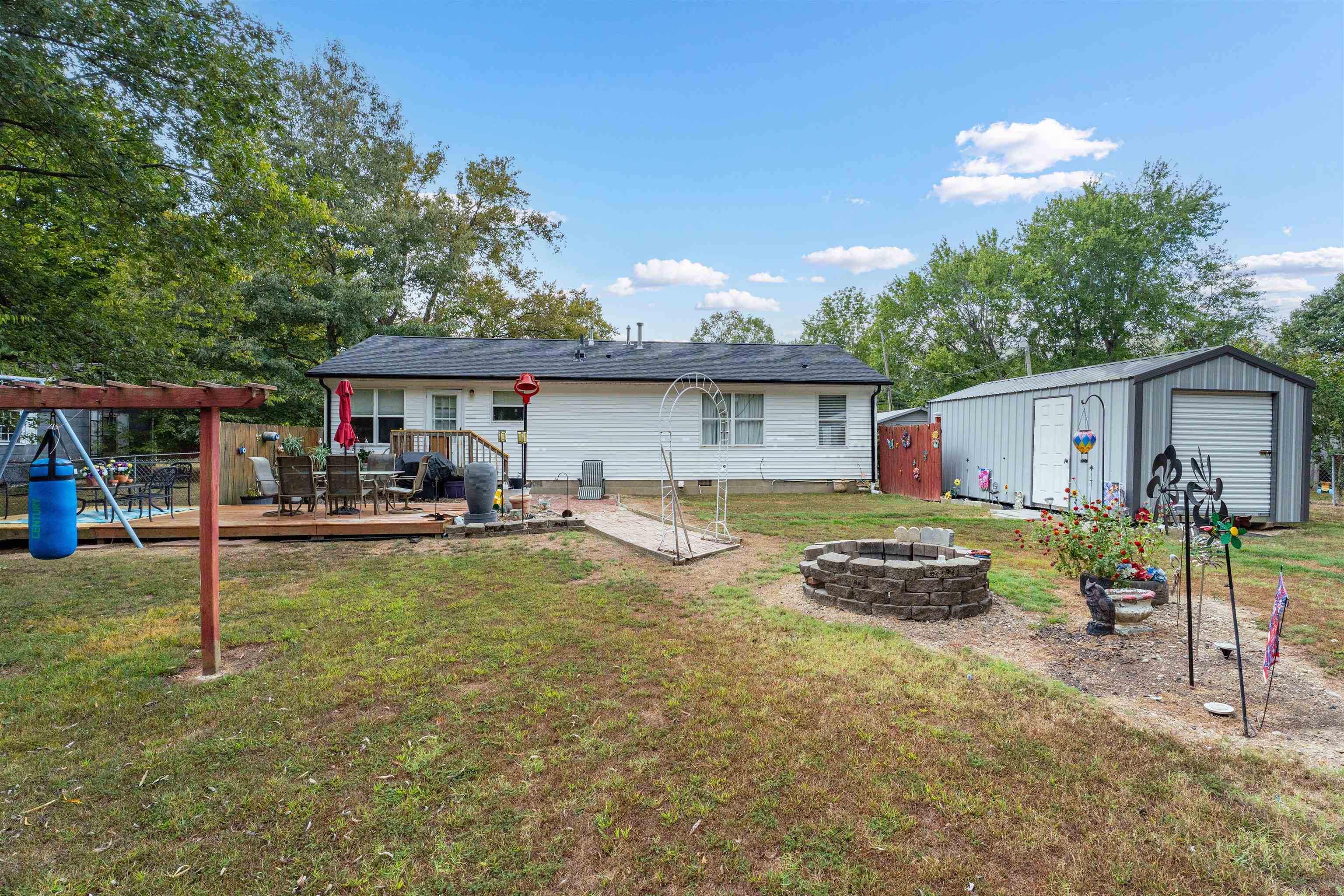 7251 Highway 81, Owensboro, Kentucky 42301, 3 Bedrooms Bedrooms, ,2 BathroomsBathrooms,Single Family Residence,For Sale,Highway 81,92972
