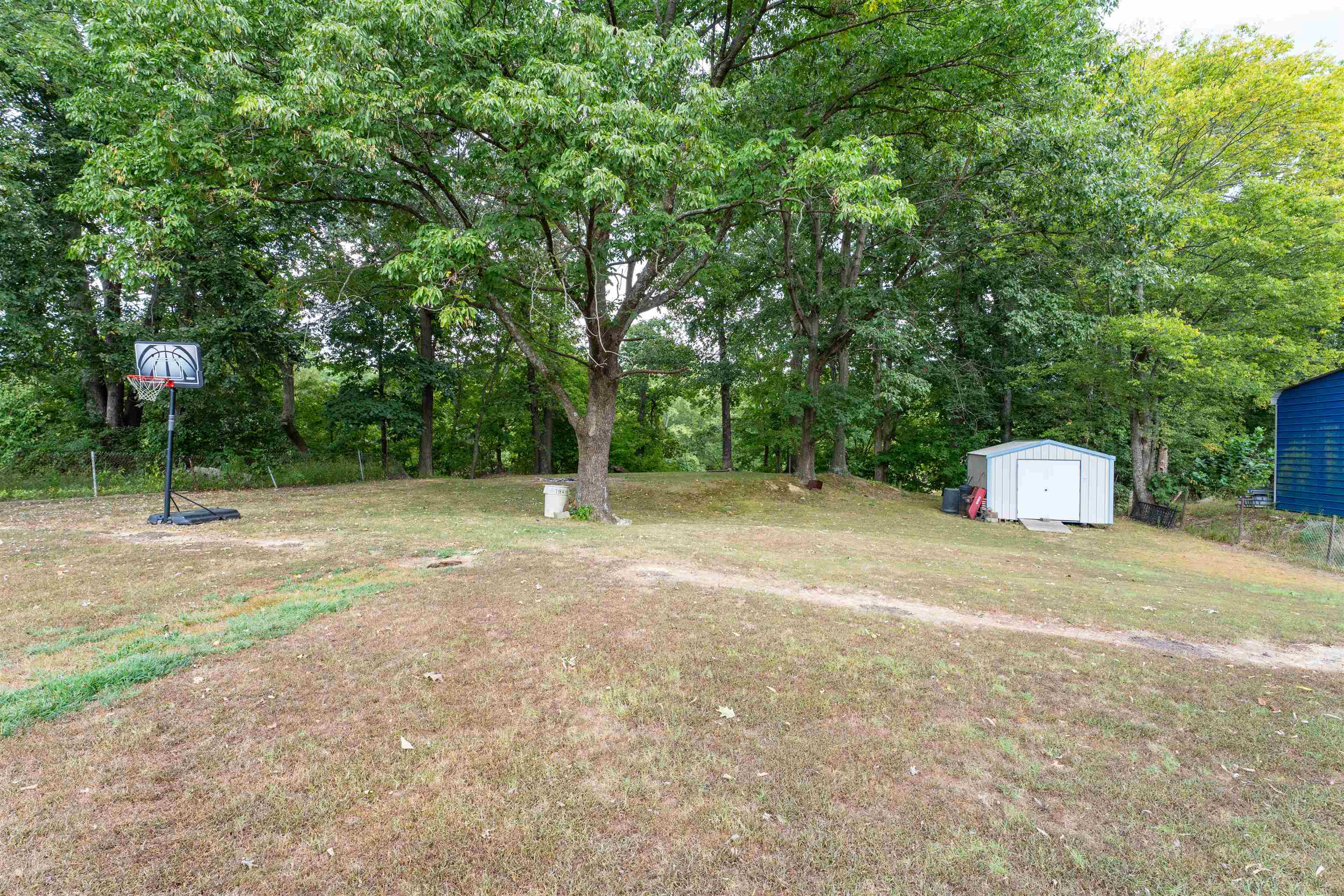7251 Highway 81, Owensboro, Kentucky 42301, 3 Bedrooms Bedrooms, ,2 BathroomsBathrooms,Single Family Residence,For Sale,Highway 81,92972