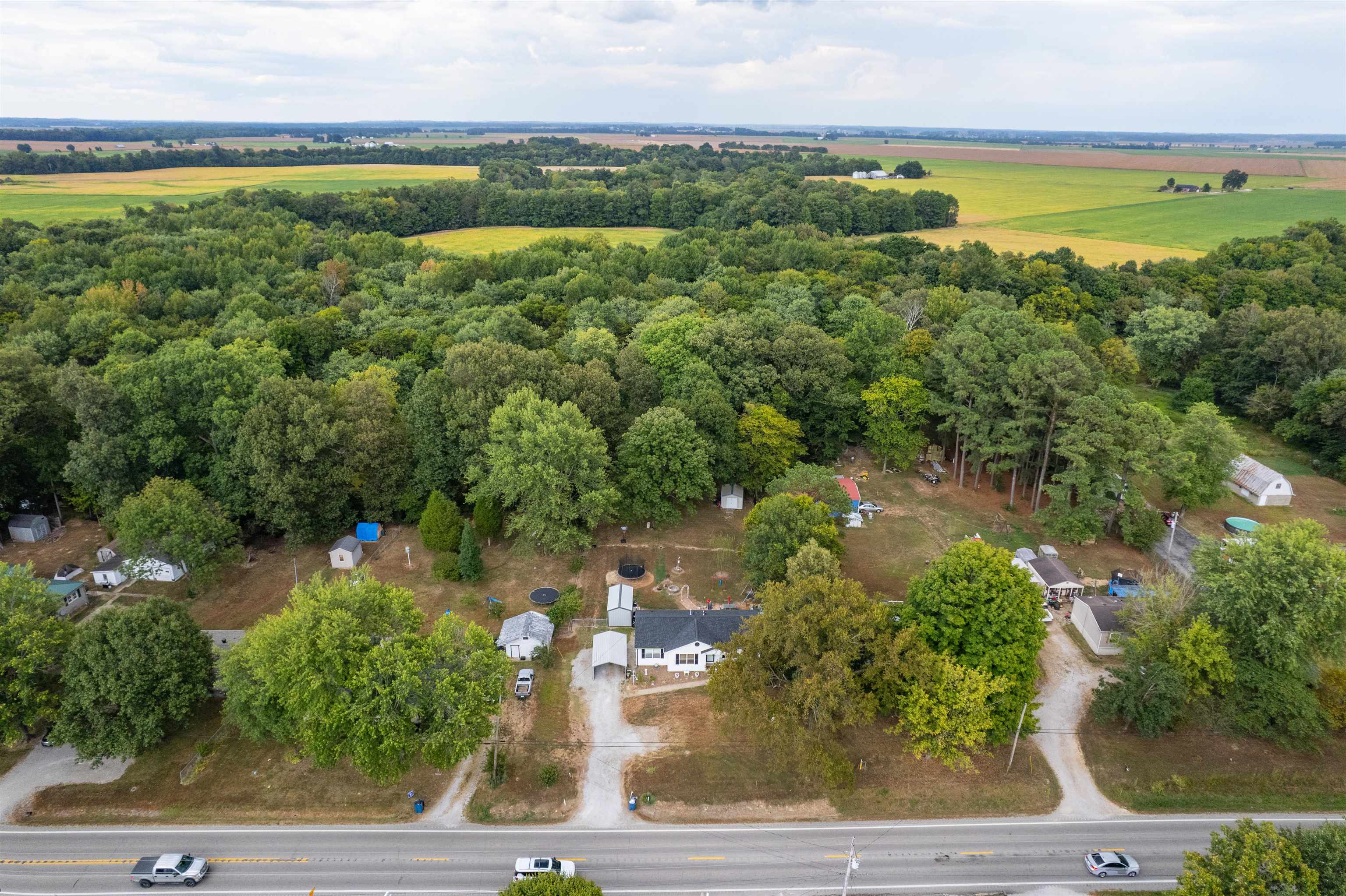 7251 Highway 81, Owensboro, Kentucky 42301, 3 Bedrooms Bedrooms, ,2 BathroomsBathrooms,Single Family Residence,For Sale,Highway 81,92972