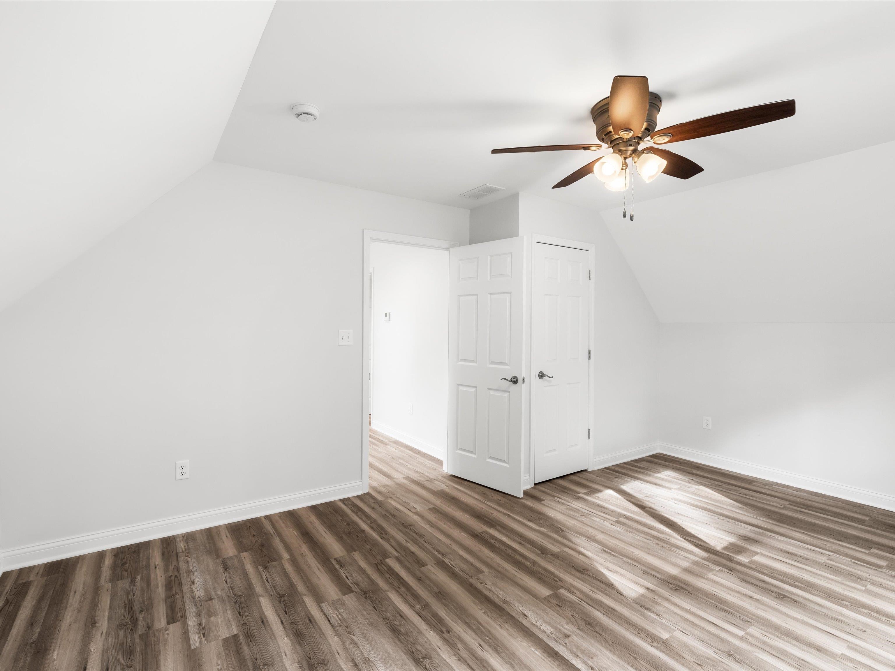 1084 Pleasure Point E, Maceo, Kentucky 42355, 2 Bedrooms Bedrooms, ,1 BathroomBathrooms,Single Family Residence,For Sale,Pleasure Point E,92976