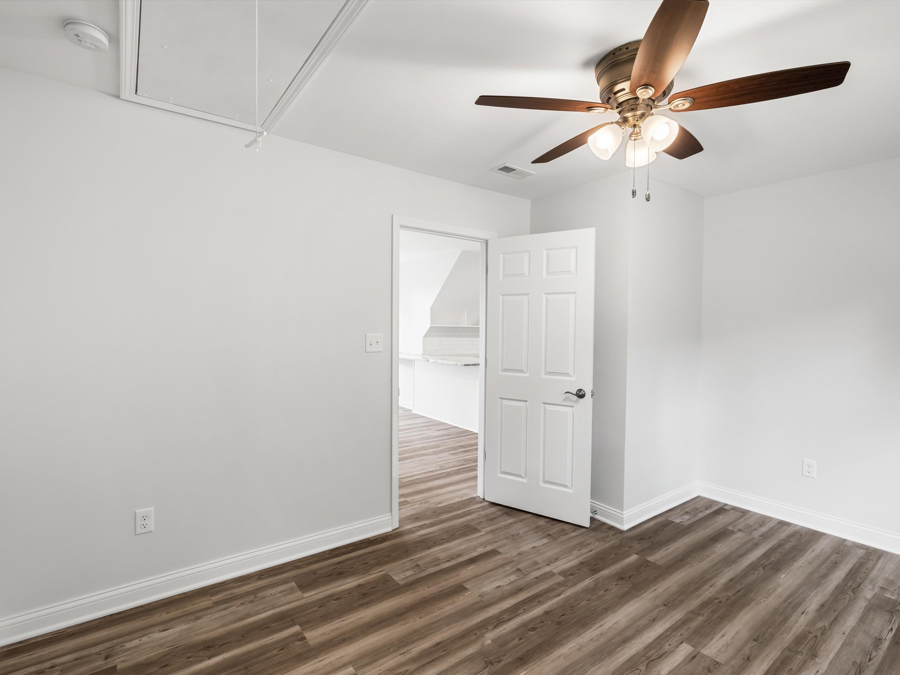 1084 Pleasure Point E, Maceo, Kentucky 42355, 2 Bedrooms Bedrooms, ,1 BathroomBathrooms,Single Family Residence,For Sale,Pleasure Point E,92976