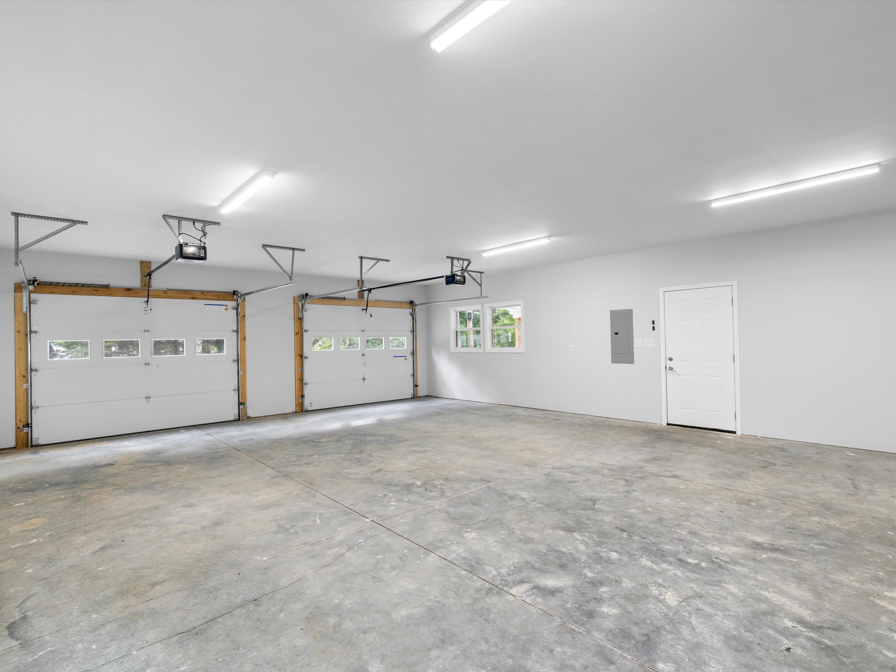 1084 Pleasure Point E, Maceo, Kentucky 42355, 2 Bedrooms Bedrooms, ,1 BathroomBathrooms,Single Family Residence,For Sale,Pleasure Point E,92976