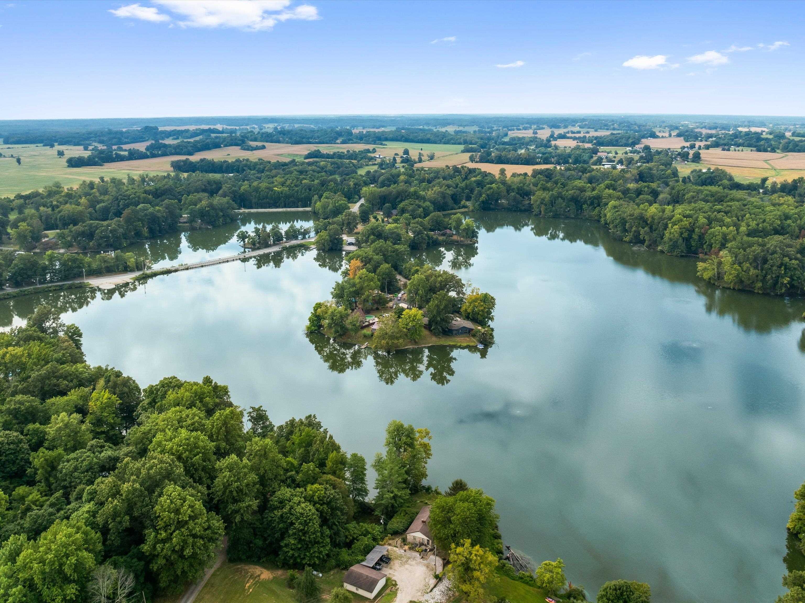 1084 Pleasure Point E, Maceo, Kentucky 42355, 2 Bedrooms Bedrooms, ,1 BathroomBathrooms,Single Family Residence,For Sale,Pleasure Point E,92976