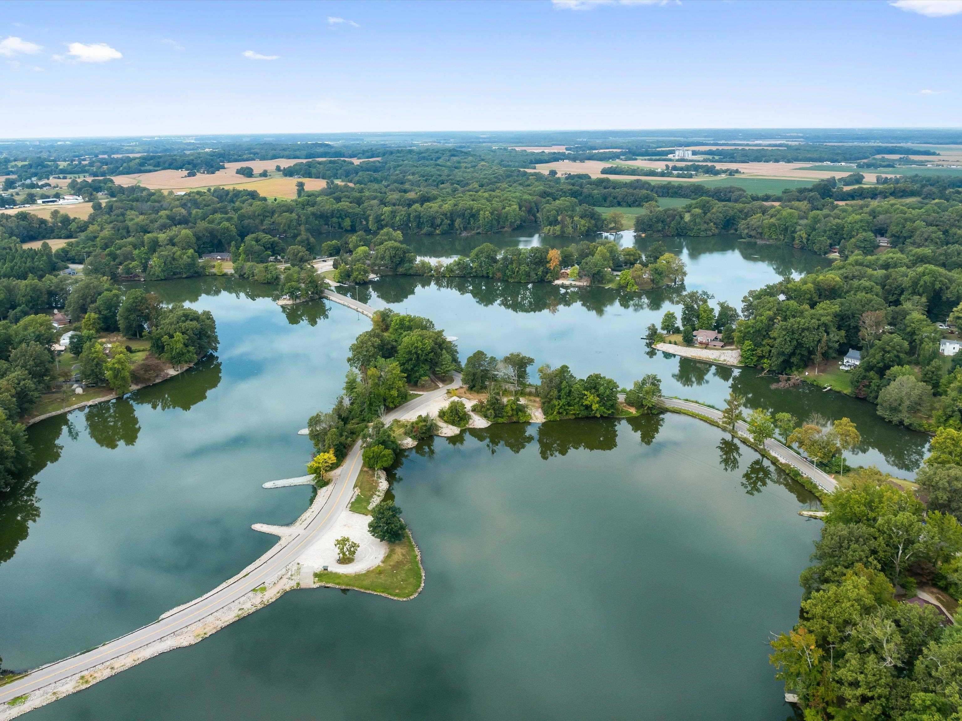 1084 Pleasure Point E, Maceo, Kentucky 42355, 2 Bedrooms Bedrooms, ,1 BathroomBathrooms,Single Family Residence,For Sale,Pleasure Point E,92976