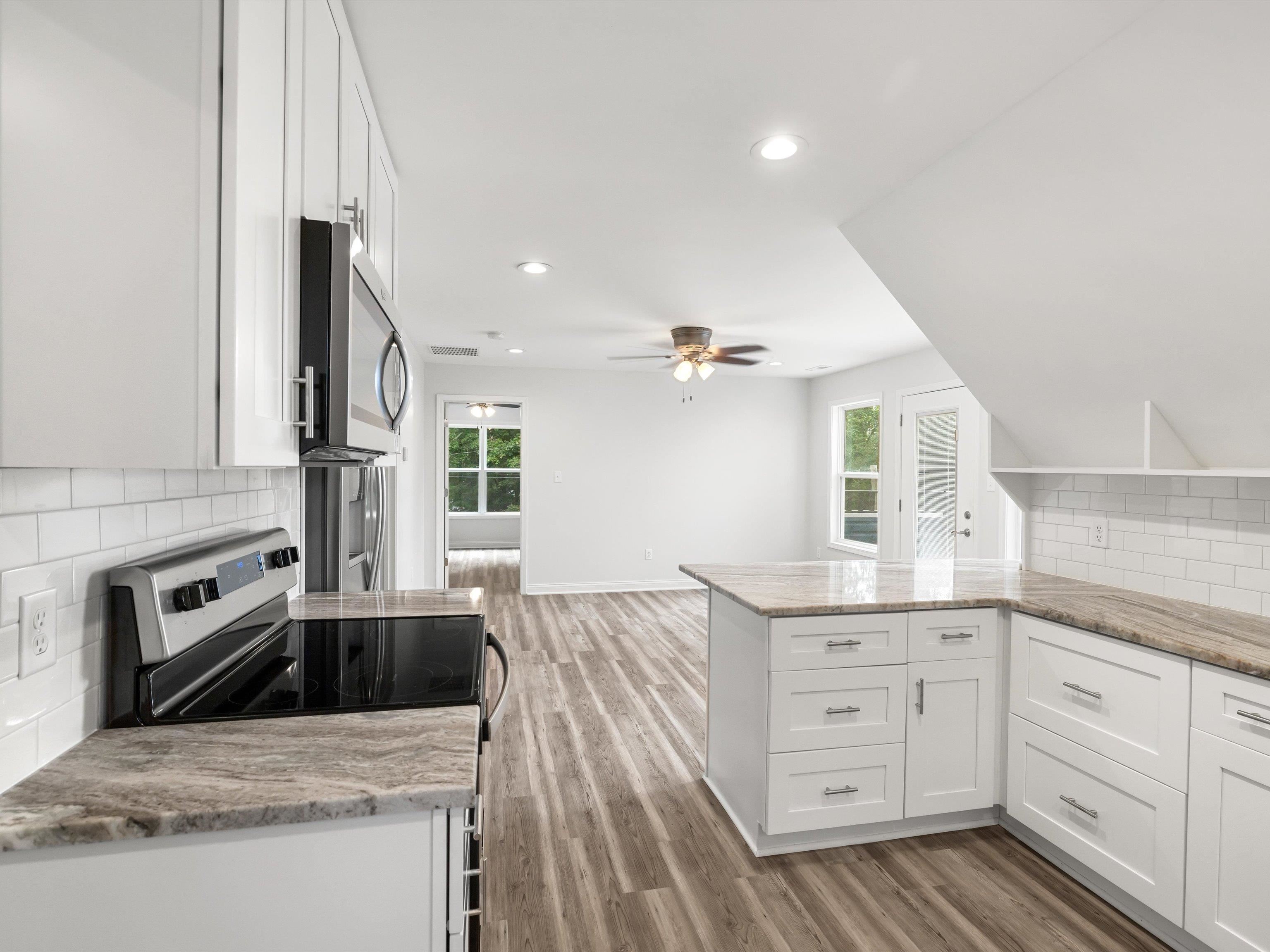 1084 Pleasure Point E, Maceo, Kentucky 42355, 2 Bedrooms Bedrooms, ,1 BathroomBathrooms,Single Family Residence,For Sale,Pleasure Point E,92976