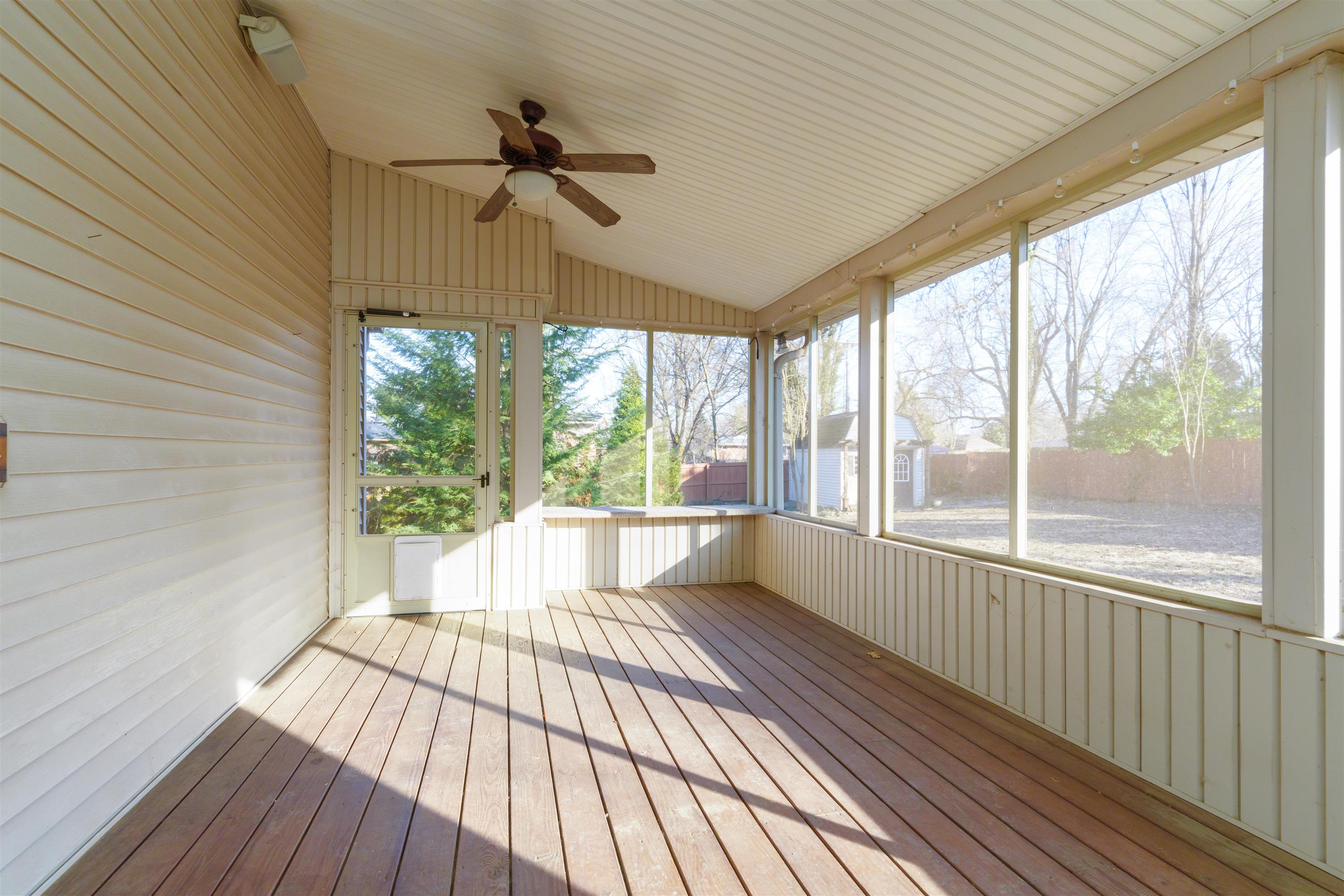 4459 Greenacre Dr., Owensboro, Kentucky 42303, 5 Bedrooms Bedrooms, ,3 BathroomsBathrooms,Single Family Residence,For Sale,Greenacre Dr.,92978