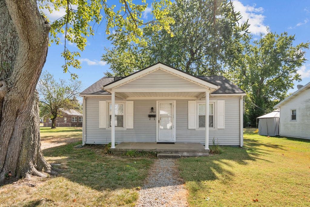 3205 Allen St., Owensboro, Kentucky 42303, 2 Bedrooms Bedrooms, ,1 BathroomBathrooms,Single Family Residence,For Sale,Allen St.,92982