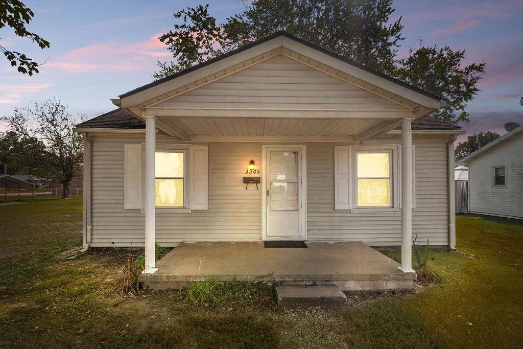 3205 Allen St., Owensboro, Kentucky 42303, 2 Bedrooms Bedrooms, ,1 BathroomBathrooms,Single Family Residence,For Sale,Allen St.,92982