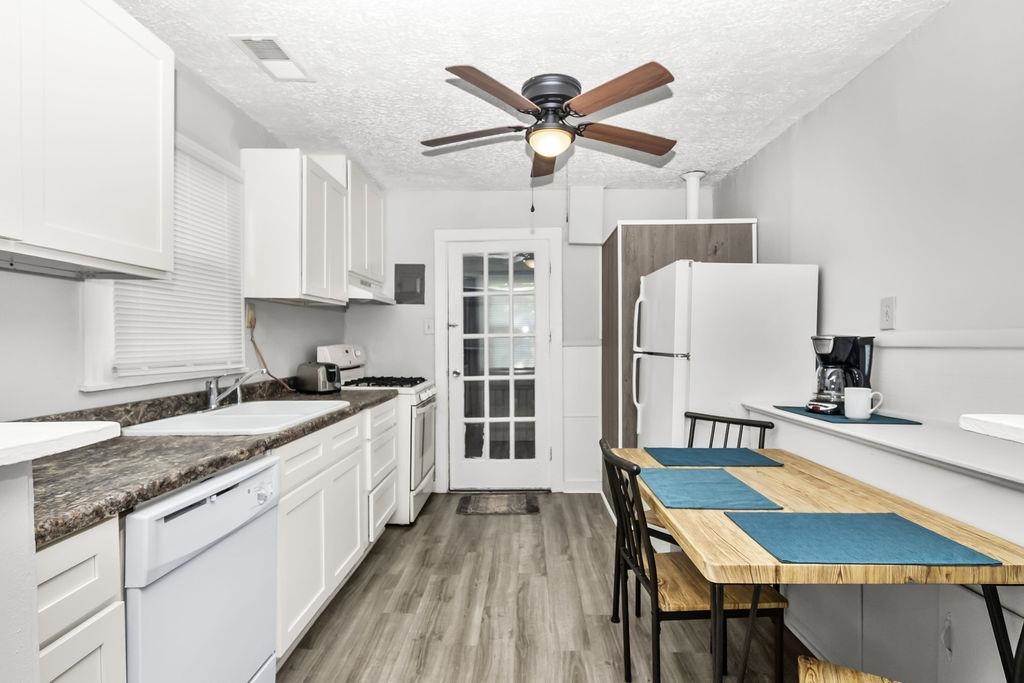 3205 Allen St., Owensboro, Kentucky 42303, 2 Bedrooms Bedrooms, ,1 BathroomBathrooms,Single Family Residence,For Sale,Allen St.,92982