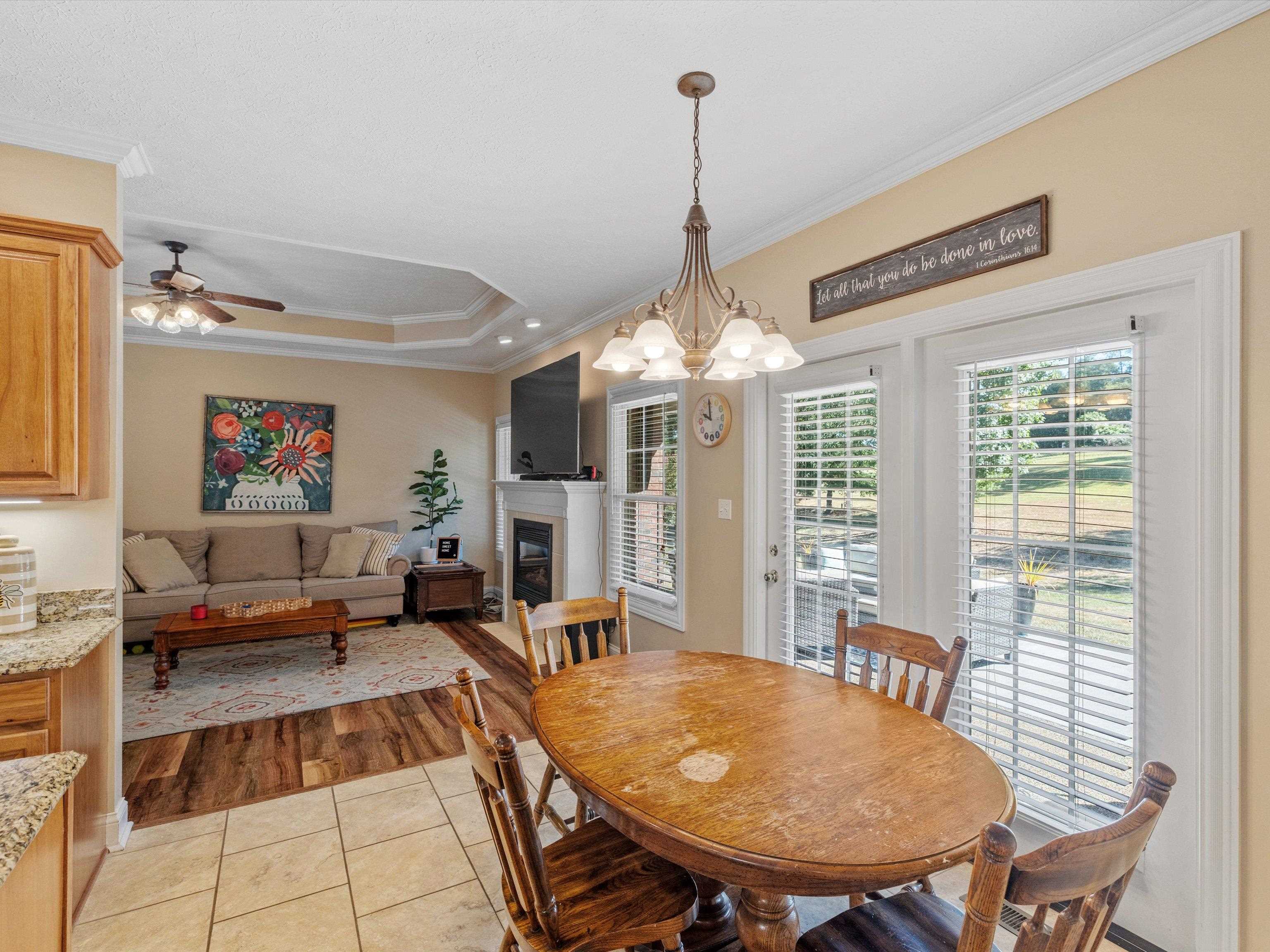 4339 Saddlebrooke Trail, Owensboro, Kentucky 42303, 3 Bedrooms Bedrooms, ,2 BathroomsBathrooms,Single Family Residence,For Sale,Saddlebrooke Trail,92985