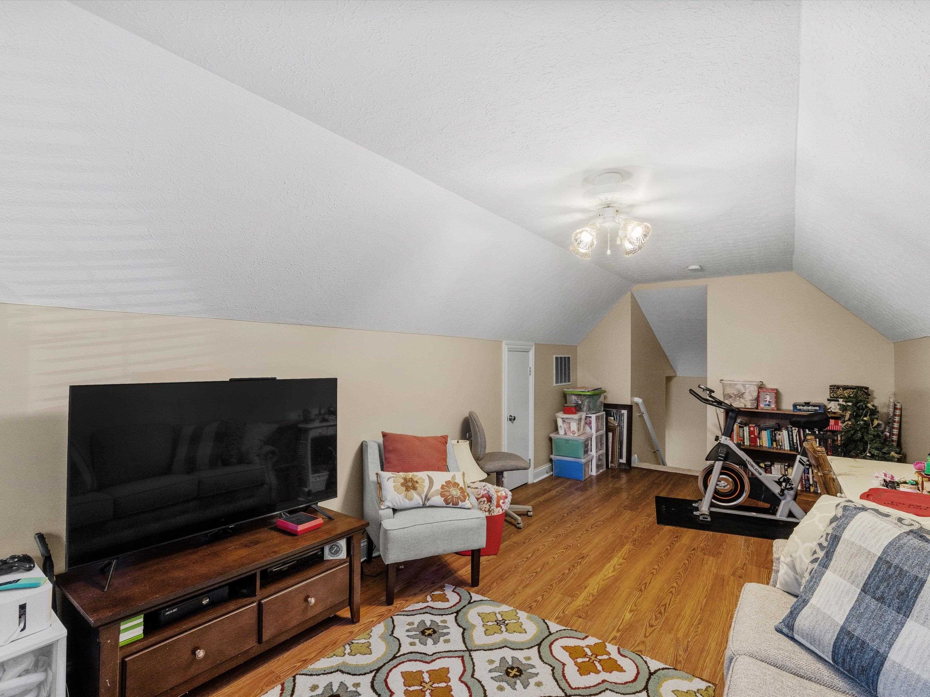4339 Saddlebrooke Trail, Owensboro, Kentucky 42303, 3 Bedrooms Bedrooms, ,2 BathroomsBathrooms,Single Family Residence,For Sale,Saddlebrooke Trail,92985