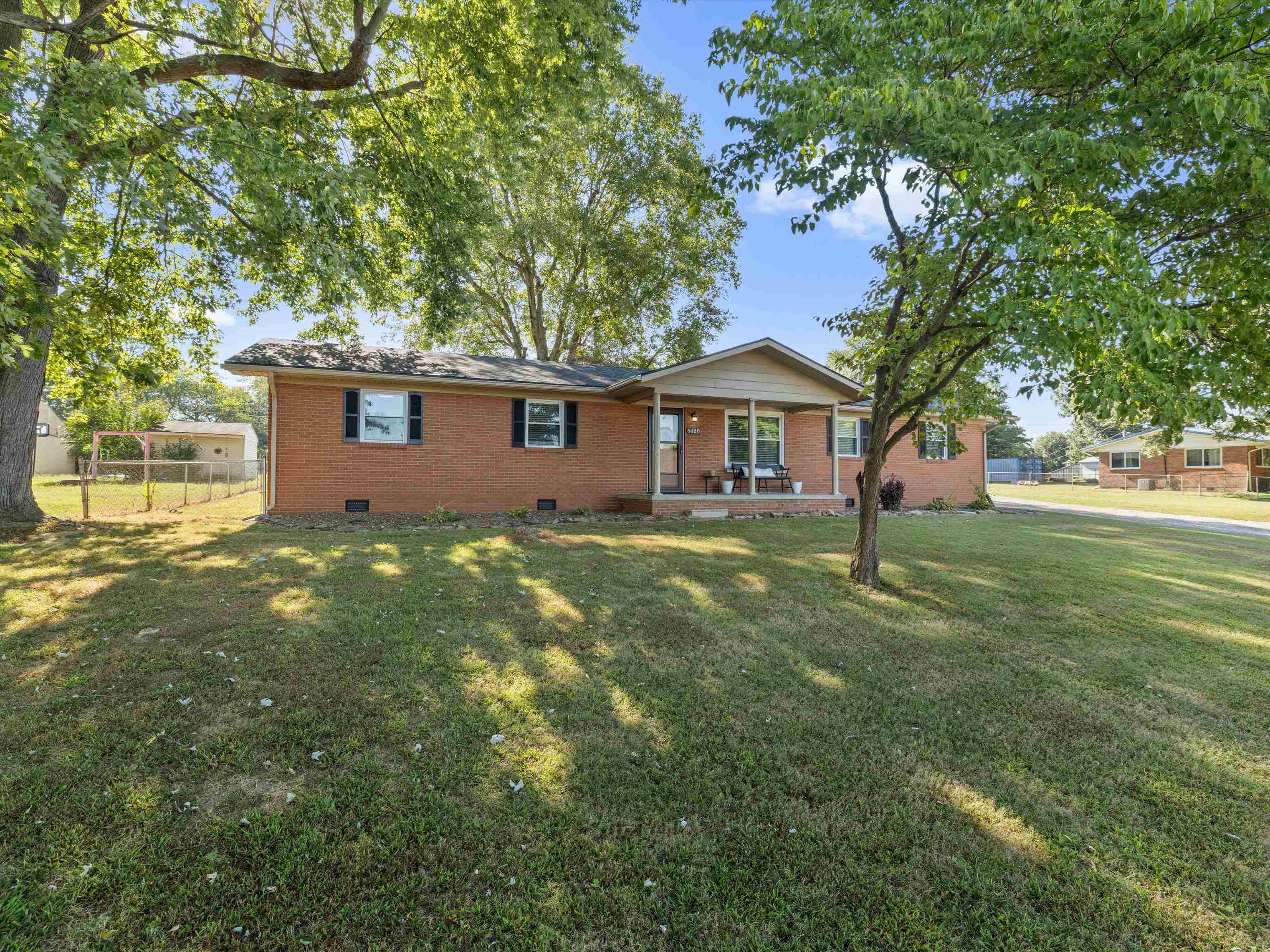 5420 Webster Lane, Owensboro, Kentucky 42303, 4 Bedrooms Bedrooms, ,2 BathroomsBathrooms,Single Family Residence,For Sale,Webster Lane,92986