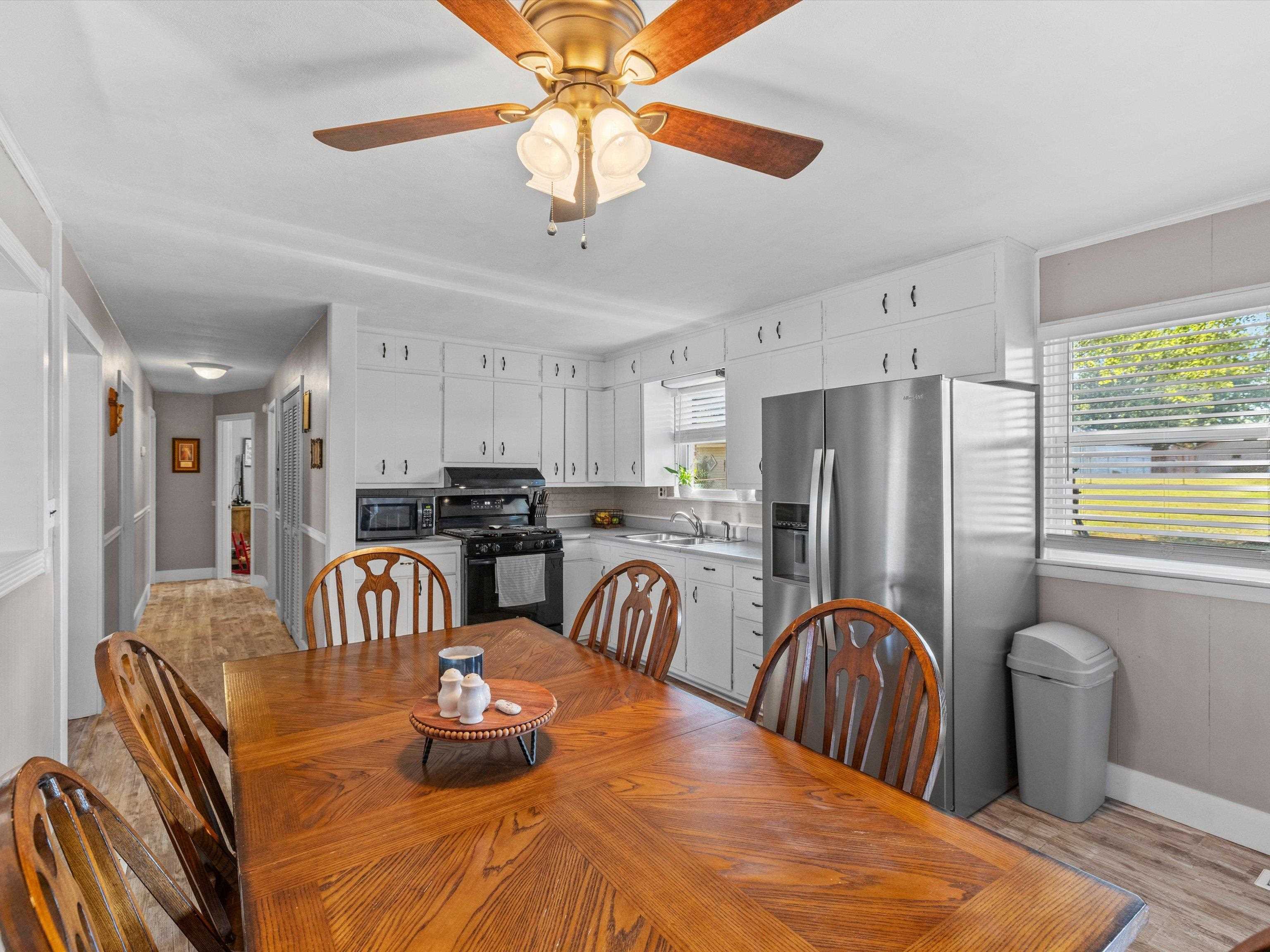 5420 Webster Lane, Owensboro, Kentucky 42303, 4 Bedrooms Bedrooms, ,2 BathroomsBathrooms,Single Family Residence,For Sale,Webster Lane,92986