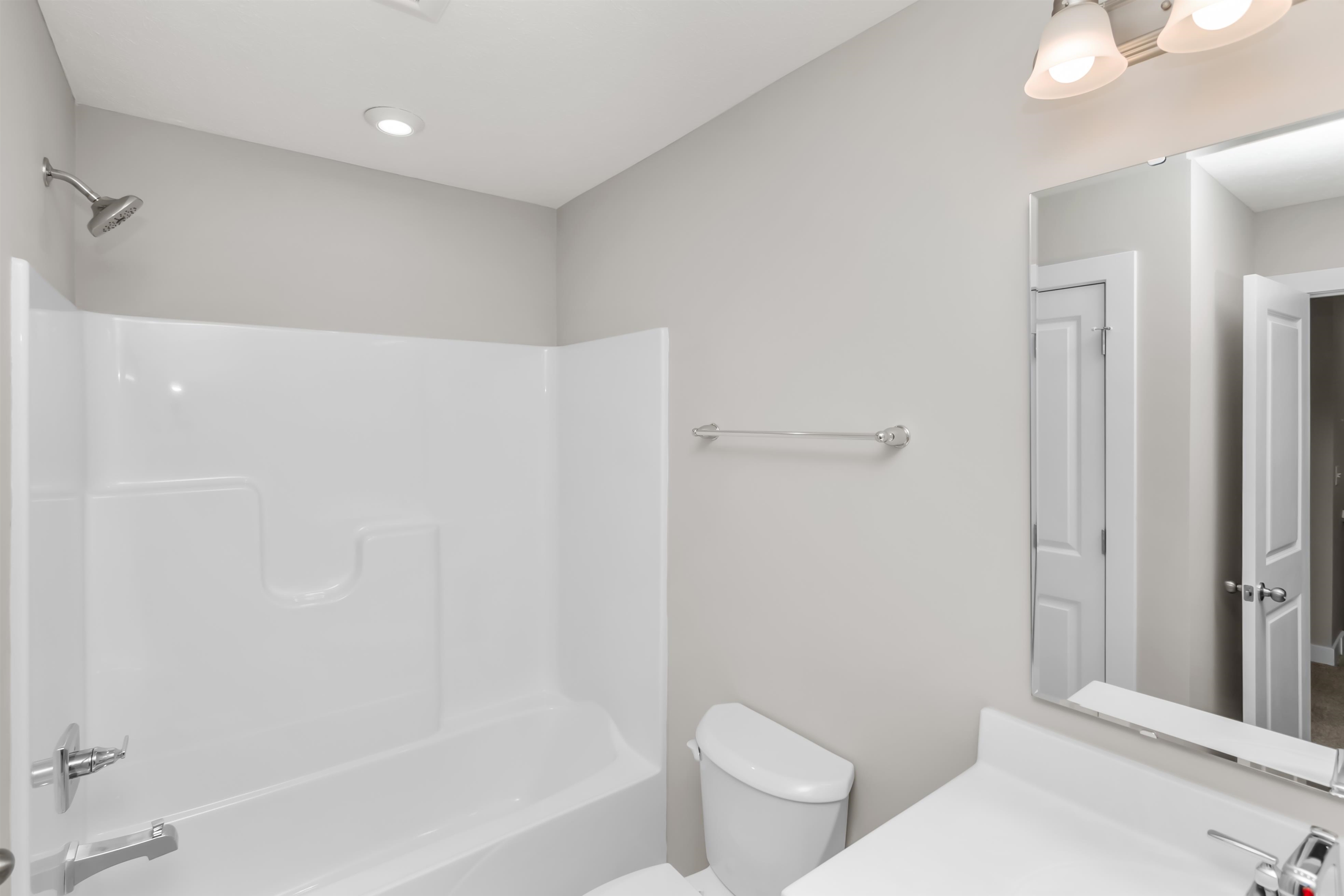 2097 Pebble Wood Drive, Owensboro, Kentucky 42303, 4 Bedrooms Bedrooms, ,2 BathroomsBathrooms,Single Family Residence,For Sale,Pebble Wood Drive,92988