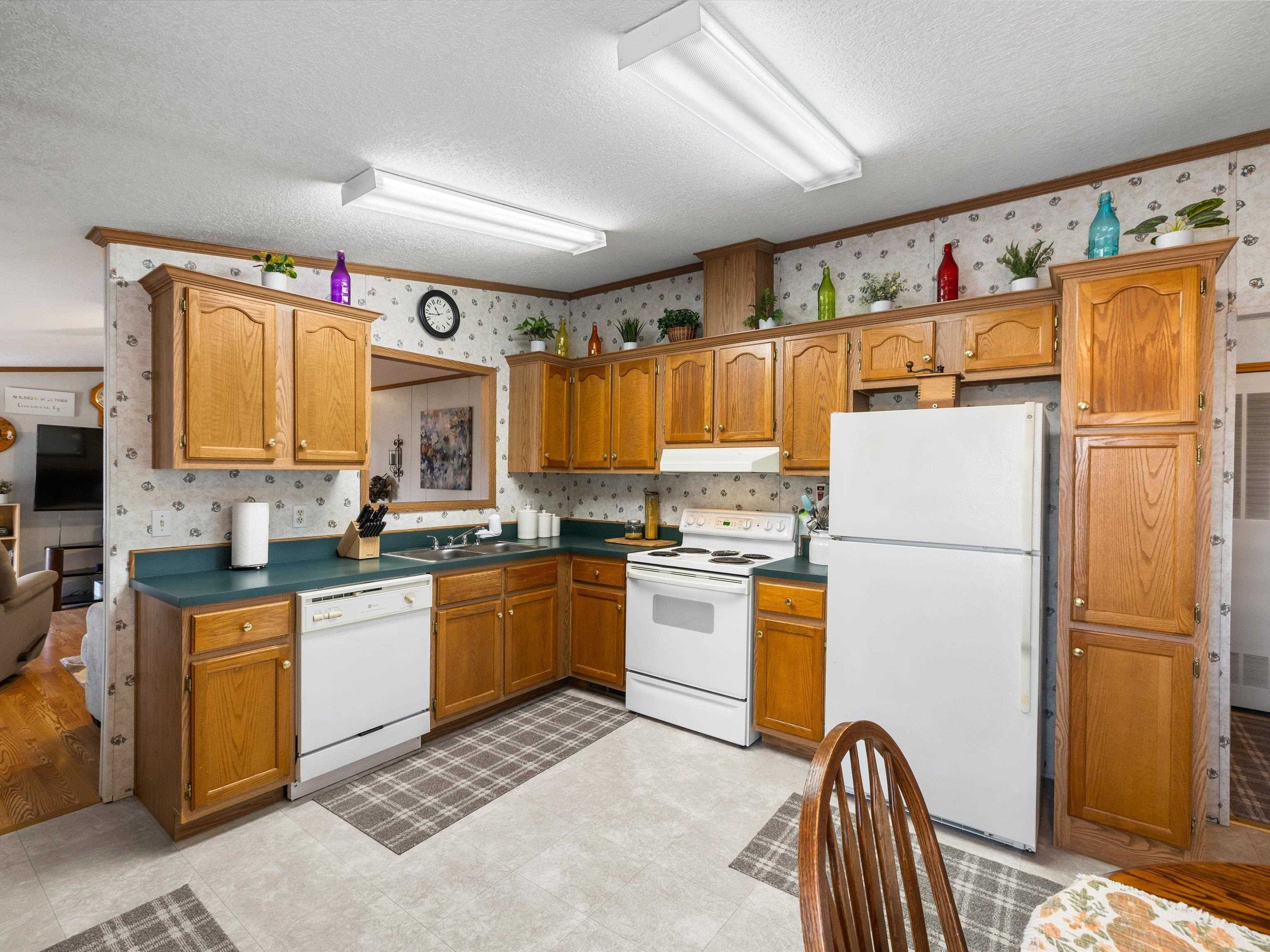 304 Duvall Court, Livermore, Kentucky 42352, 3 Bedrooms Bedrooms, ,2 BathroomsBathrooms,Single Family Residence,For Sale,Duvall Court,92990