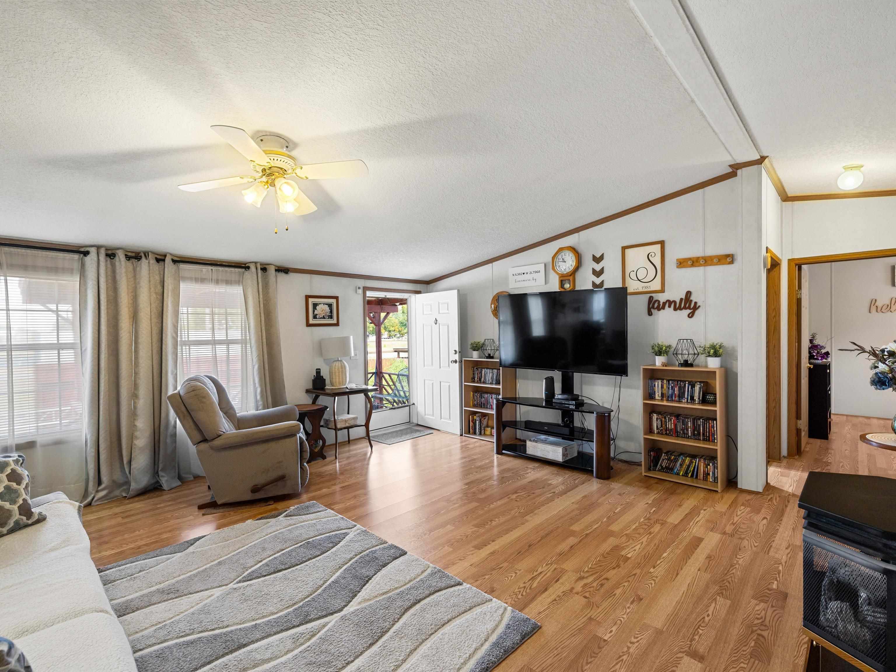 304 Duvall Court, Livermore, Kentucky 42352, 3 Bedrooms Bedrooms, ,2 BathroomsBathrooms,Single Family Residence,For Sale,Duvall Court,92990